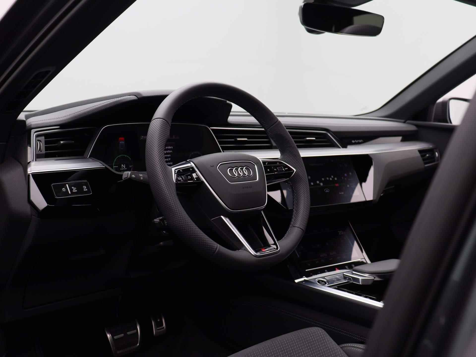 Audi Q8 e-tron 55 quattro S Edition 115 kWh 408 PK | S-line interieur | S-line exterieur | Automaat | Navigatie | Camera | Panoramadak | Lichtmetalen velgen | Demo | - 40/52