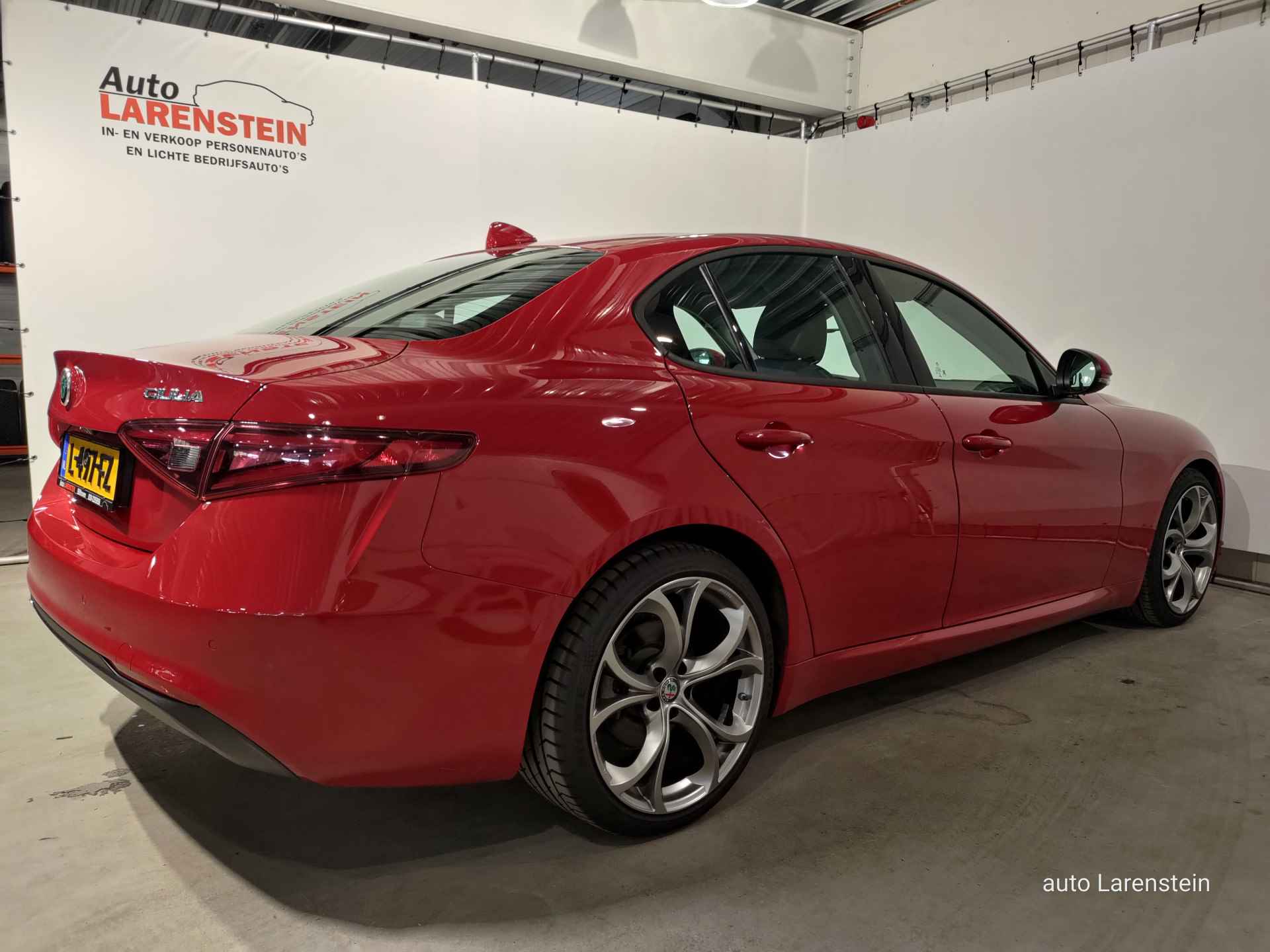 Alfa Romeo Giulia 2.0T 200pk Super Business 147kw Navi / Carplay / Camera / Navi / Winter Pack - 5/26