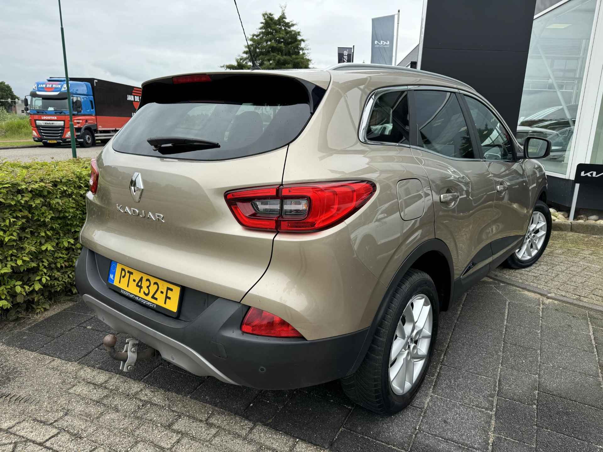 Renault Kadjar 1.2 TCe Zen | Trekhaak | Keyless Entry | Half Leder | Stoelverwaming | Sensoren | Navigatie | LM Velgen | Enz... - 5/30