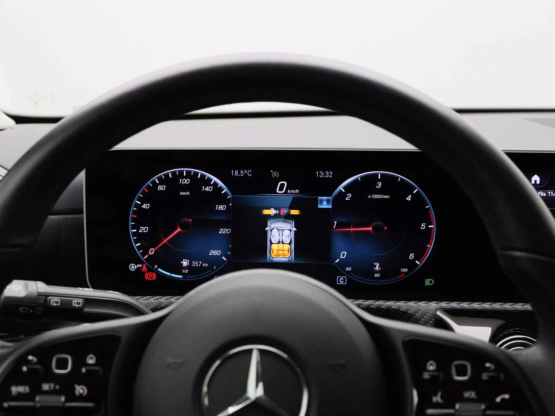 Mercedes-Benz A-klasse 180 d Advantage | Navi | Cruise | Camera | PDC V+A | Keyless | Wide Screen | Verkeersbord Detectie | Rijstrooksensor met Correctie | - 8/41