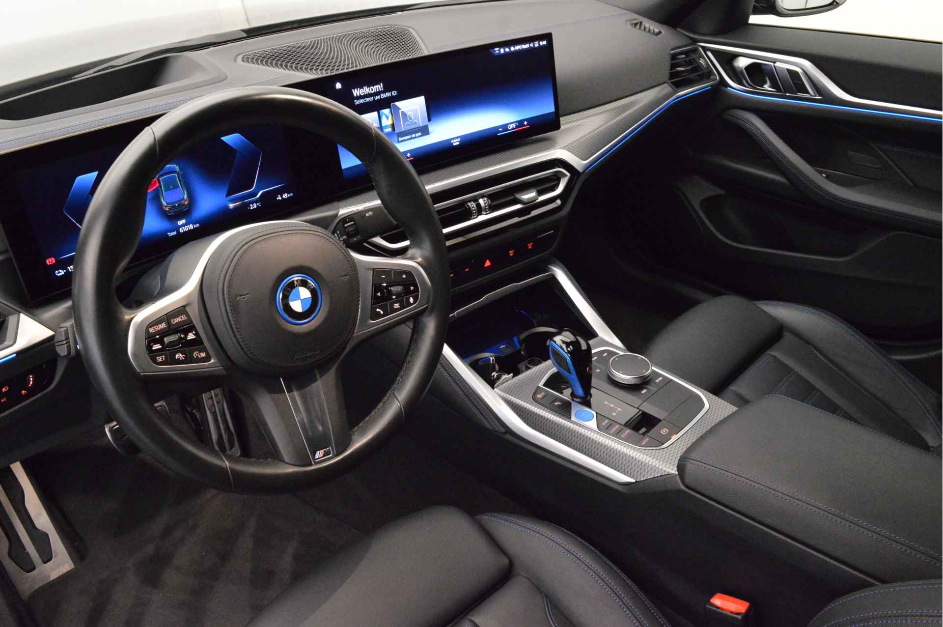 BMW i4 eDrive40 High Executive M Sport / BMW M 50 Jahre uitvoering / Laserlight / M Adaptief onderstel / Live Cockpit Professional / Stoelverwarming - 5/20