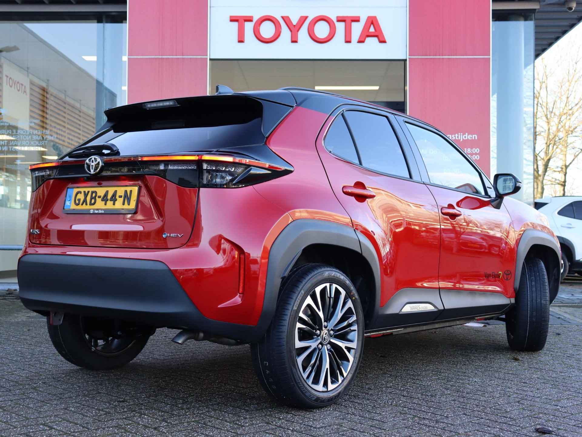 Toyota Yaris Cross 1.5 Hybrid 130 Executive, Premium Pack , Demo voordeel - 4/45