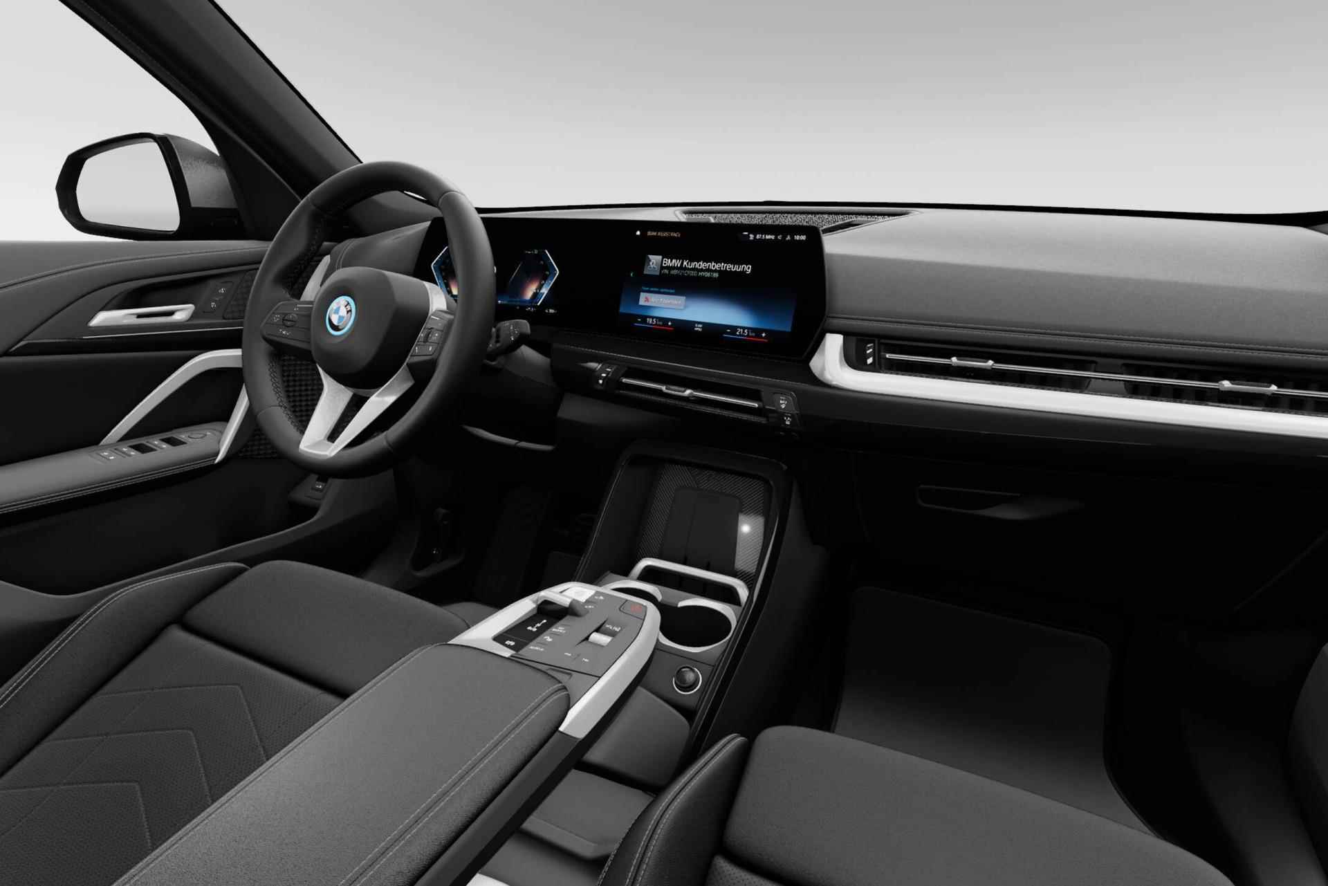BMW iX1 xDrive30 Launch Edition 67 kWh |  xLine | Elektrisch verwarmde voorstoelen | Driving Assistant Plus - 14/21