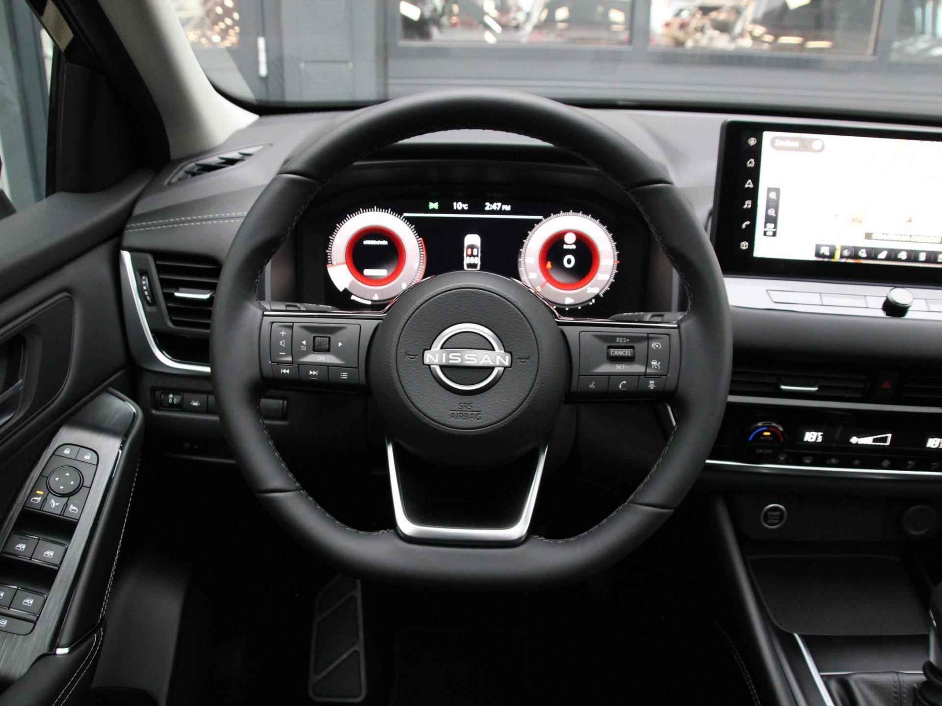 Nissan Qashqai 1.3 MHEV N-Connecta Design Pack | Panoramadak | Navigatie Full-Map | 360° Camera | Apple Carplay/Android Auto | LED | Dodehoek Detectie | Keyless Entry | Rijklaarprijs! - 14/22