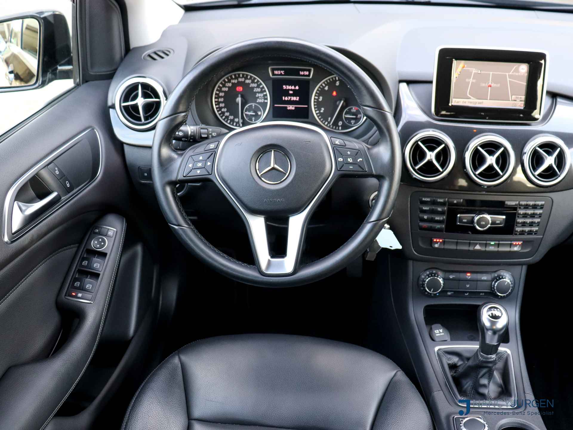 Mercedes-Benz B-Klasse 180 Ambition | Airco | Navi | Leer | Licht- en Zicht Pakket - 13/35