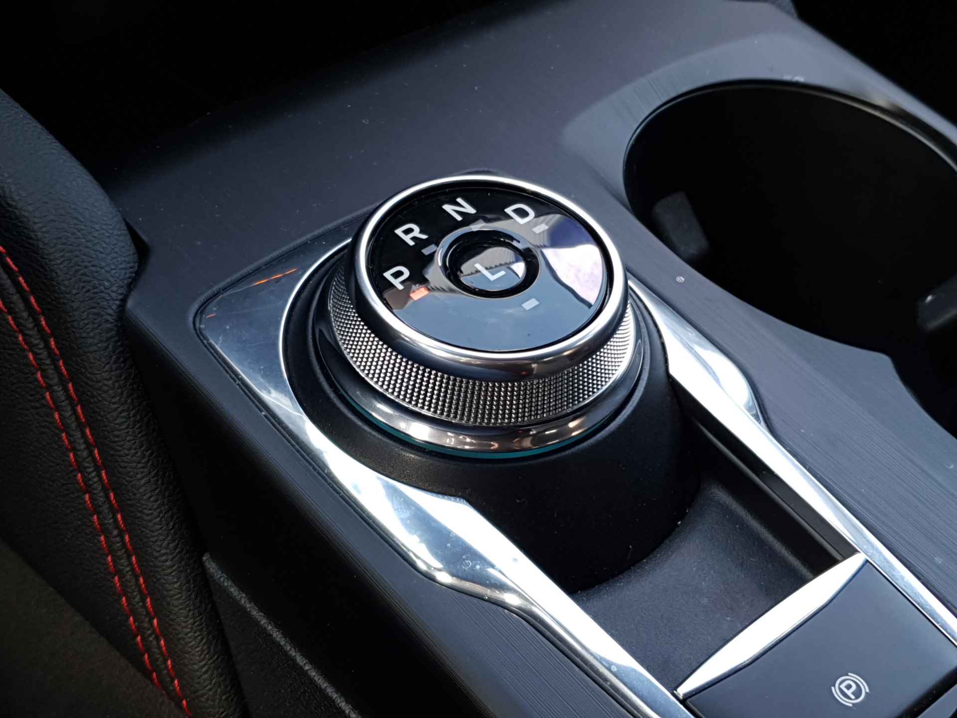 Ford Kuga 2.5 PHEV ST-Line | Winter Pakket | NL-Auto | 19 inch! | Apple Carplay/Android Auto - 36/42