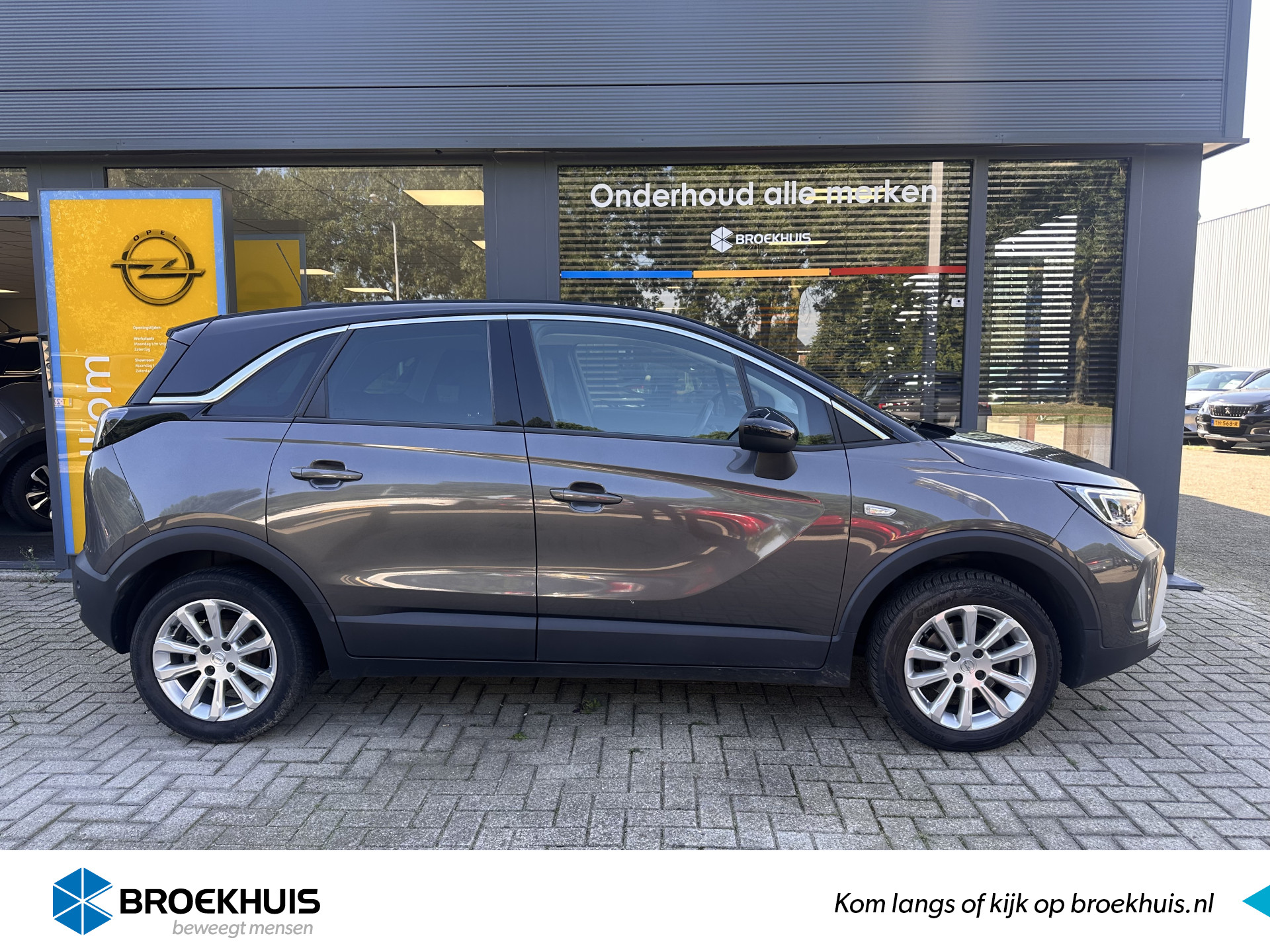 Opel Crossland 1.2 Turbo 130pk Automaat Elegance | Navigatie | Apple Carplay | Voorruit verwarming | Cruise controll | Parkeersensoren | 16"lm