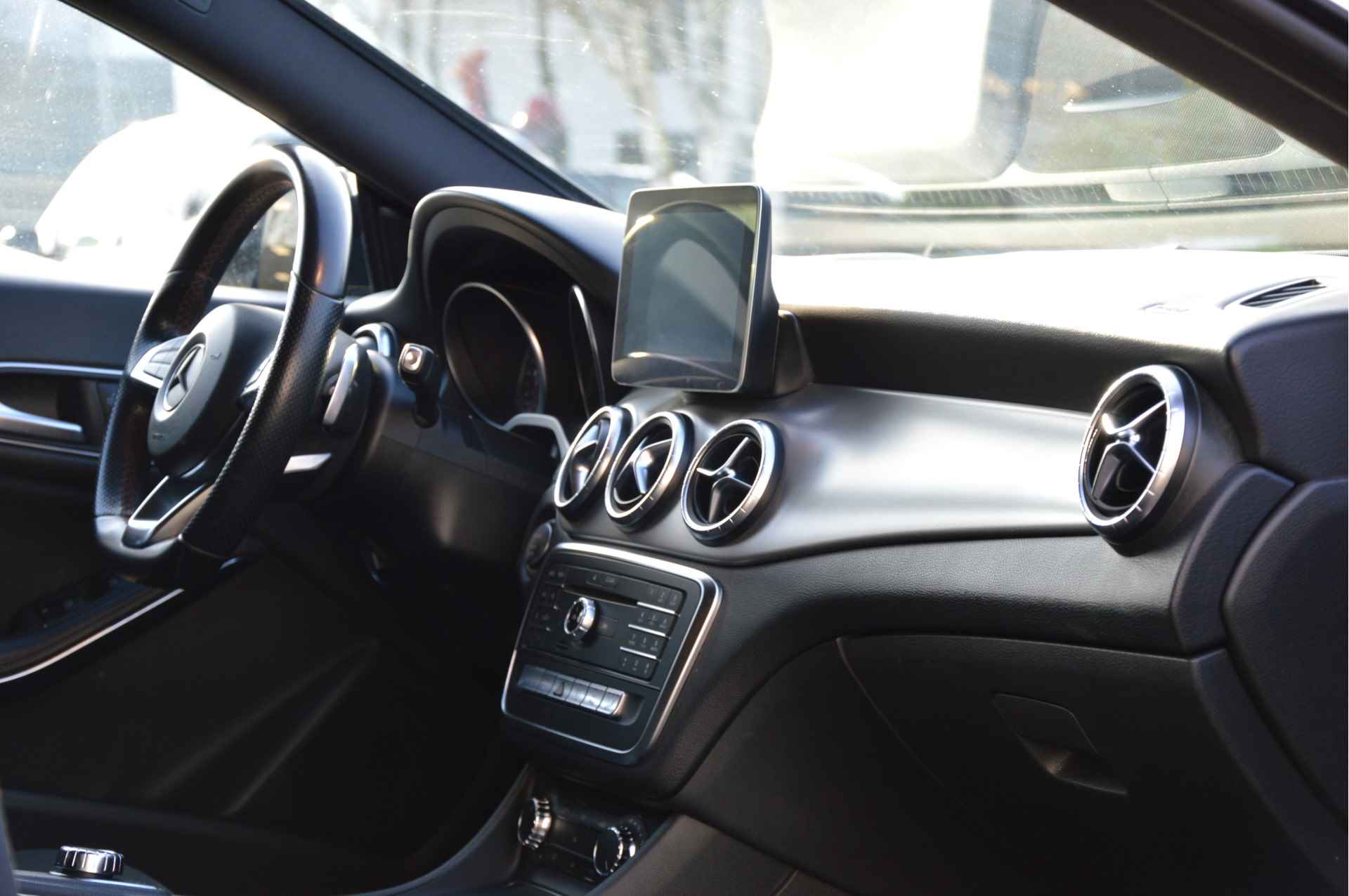 Mercedes-Benz CLA-Klasse Shooting Brake 180 Business Solution AMG | AUTOMAAT | NAVI | CAMERA | LED | PDC | - 5/34