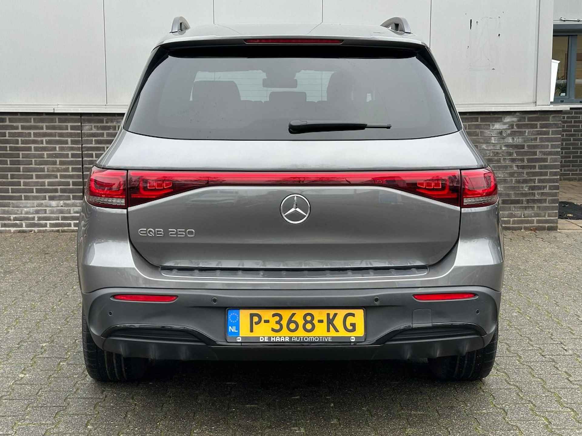 MERCEDES-BENZ Eqb 250 AMG LINE 67 kWh - Navigatie - Stoelverwarming - 13/25