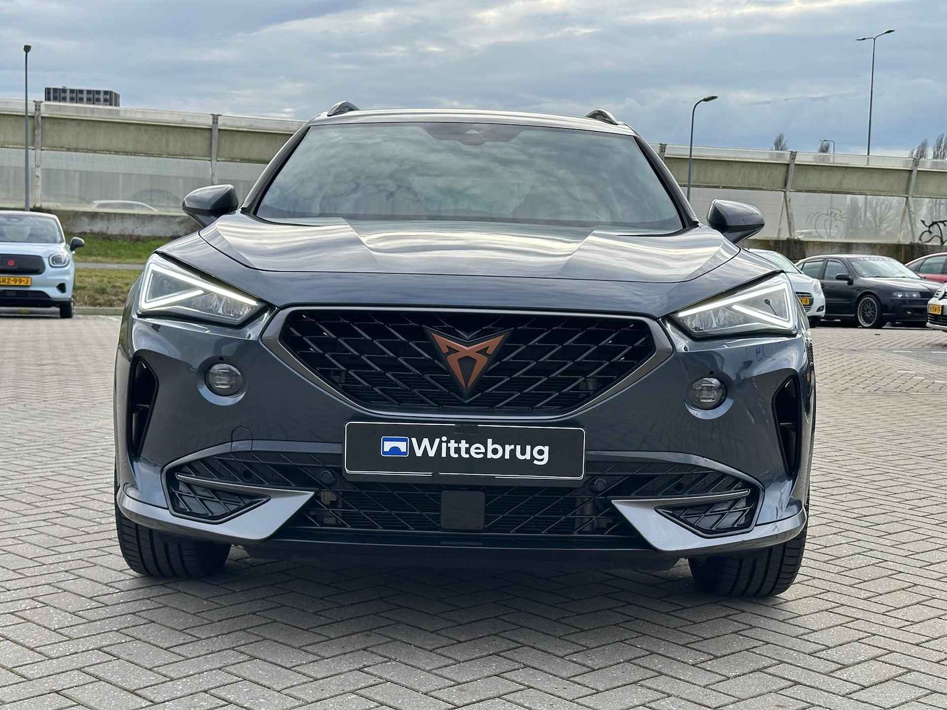 CUPRA Formentor 1.4 e-Hybrid 245PK VZ Performance / Digitale Cockpit / Achteruitrijcamera / Stuur + Stoelverwarming / Dodehoek Sensor / Keyless Entry-Start / Full-LED p4 - 10/30