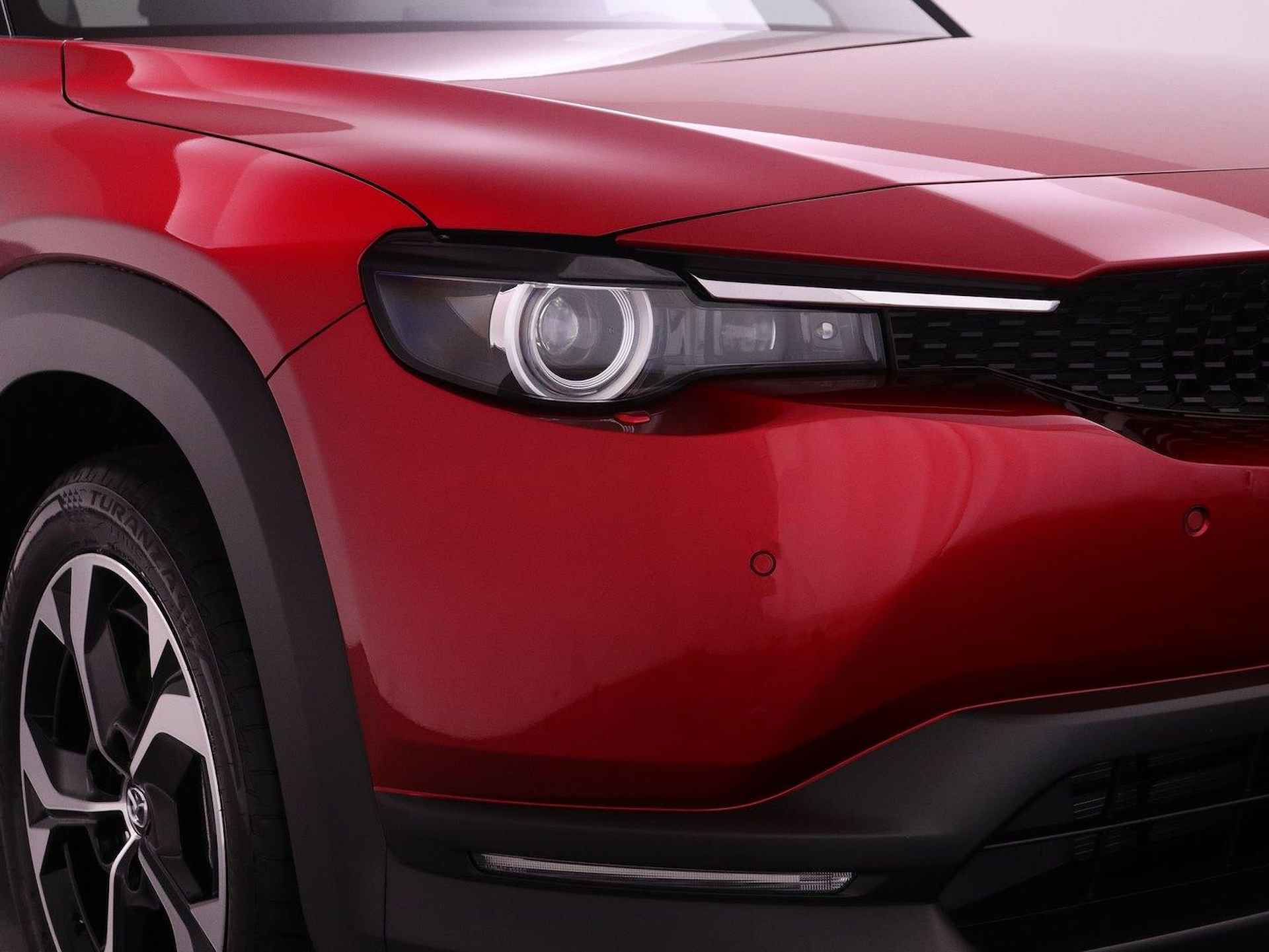 Mazda MX-30 e-SkyActiv R-EV 170 Advantage | Plug-in hybride | € 7250,- Voorraad Voordeel | - 8/35