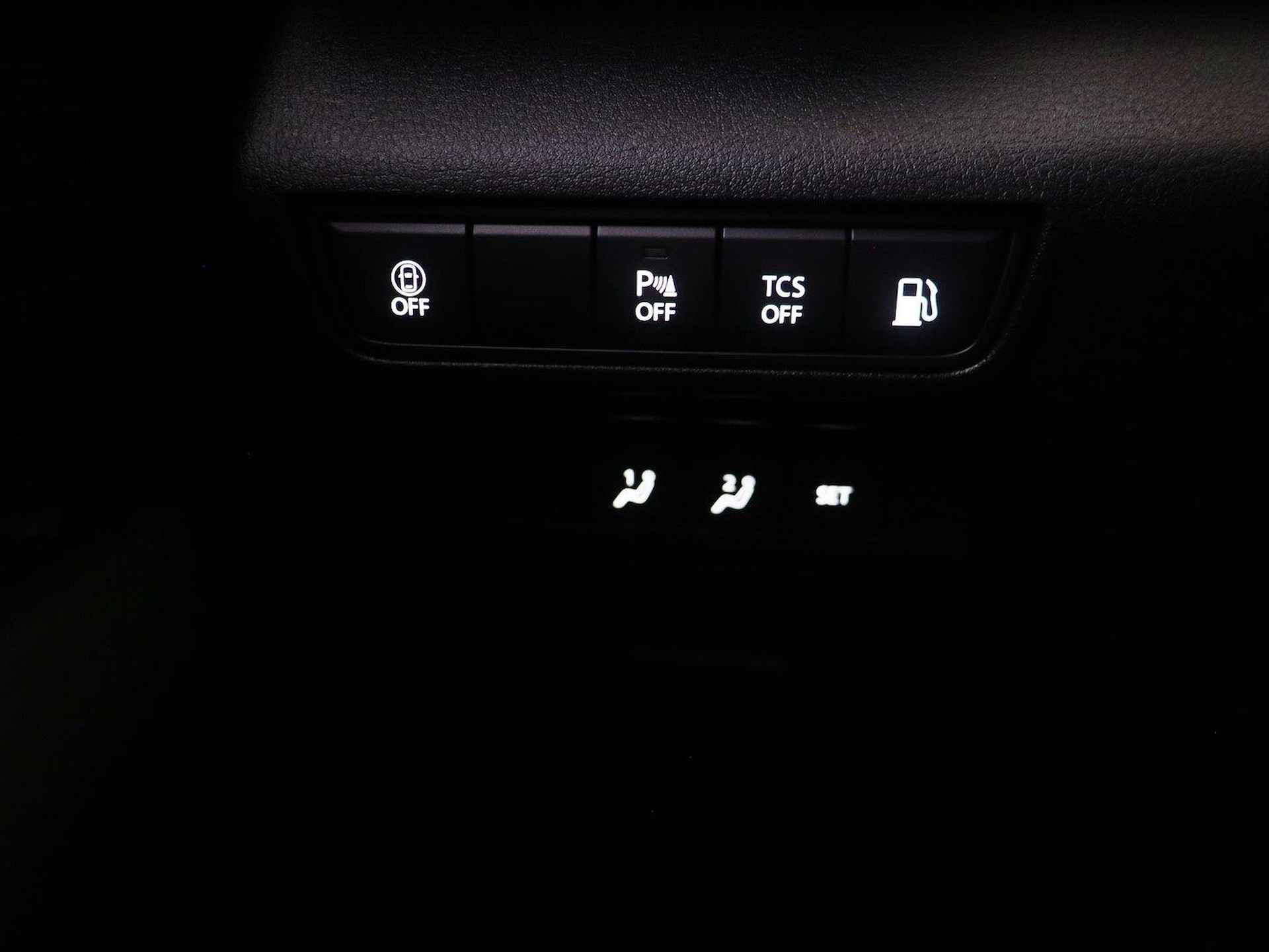 Mazda MX-30 e-SkyActiv R-EV 170 Advantage | Plug-in hybride | € 7250,- Voorraad Voordeel | - 21/35