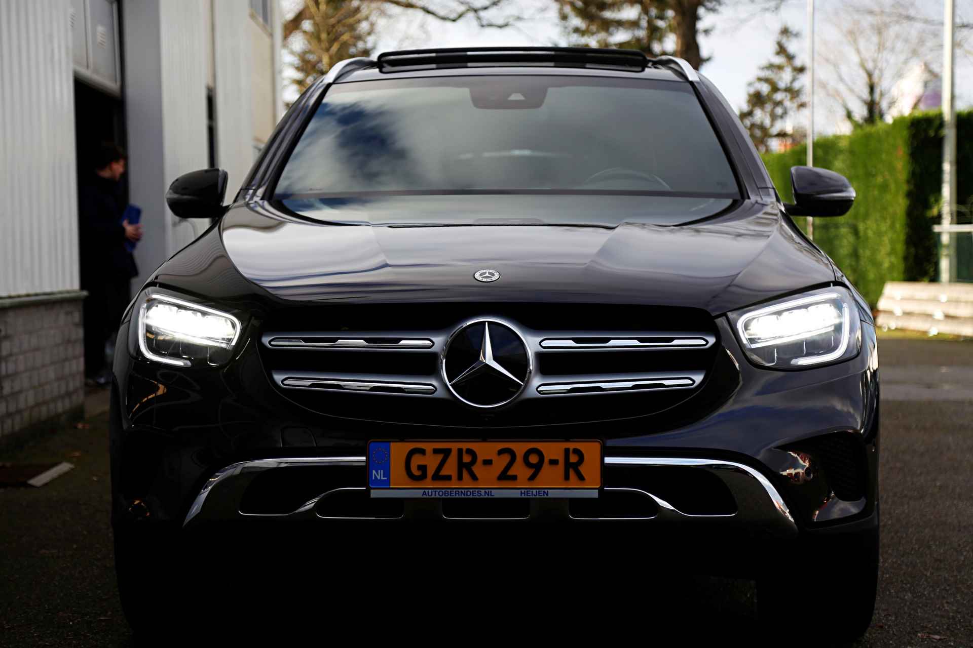 Mercedes-Benz GLC 300e Plug in hybride PHEV 4MATIC Premium*Perfect MB Onderh.*BTW*1ste Eig*Elek. Trekhaak/Pano/ACC/360 Camera/Dodehoek/Rijstrook/S - 22/69