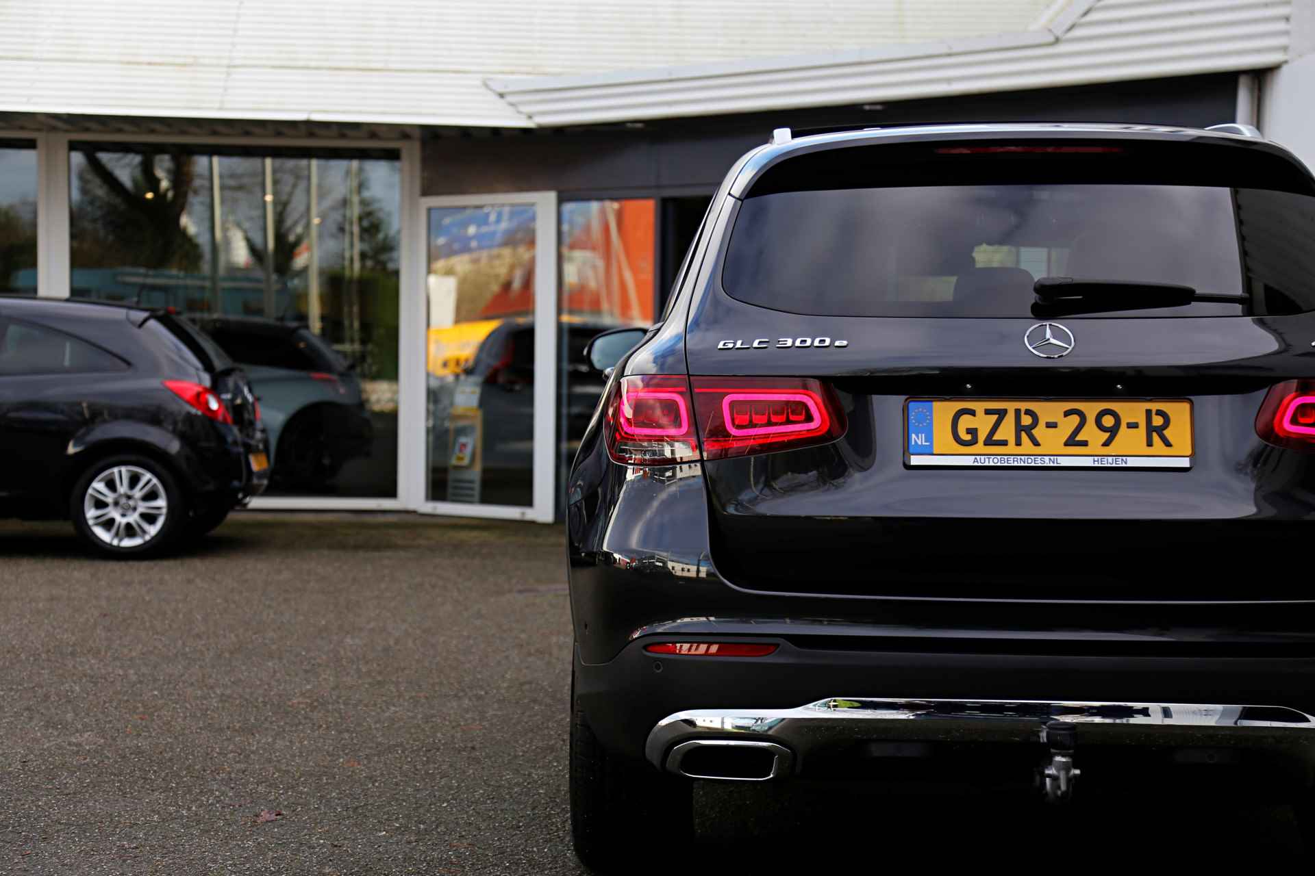 Mercedes-Benz GLC 300e Plug in hybride PHEV 4MATIC Premium*Perfect MB Onderh.*BTW*1ste Eig*Elek. Trekhaak/Pano/ACC/360 Camera/Dodehoek/Rijstrook/S - 31/69