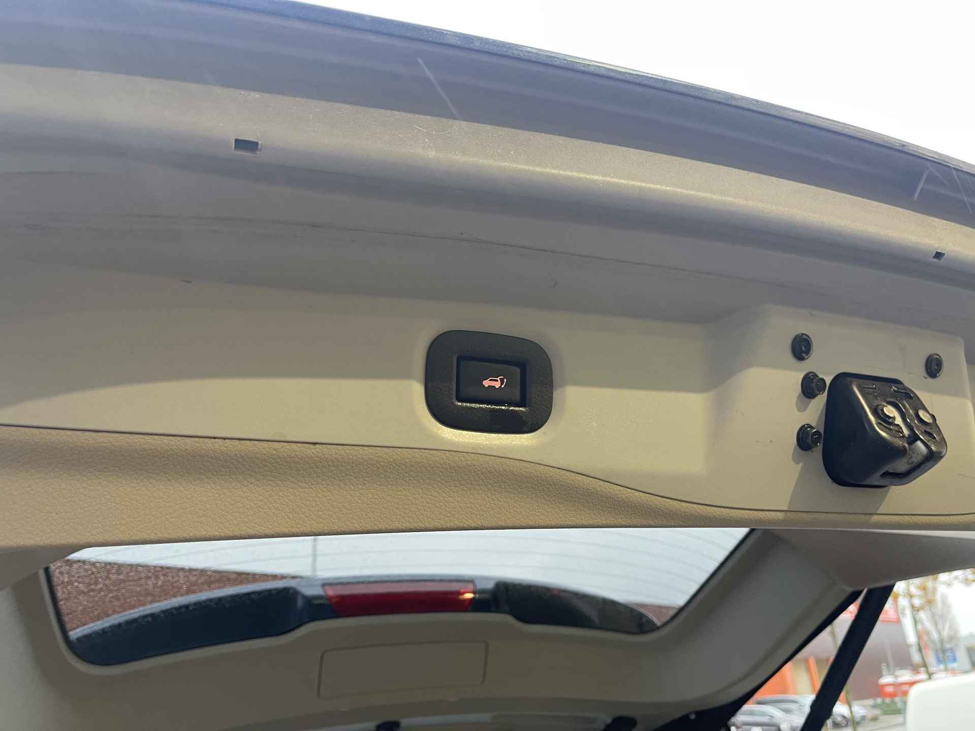 Nissan X-Trail 1.6 DIG-T Tekna | Panoramadak | Leder | Stoelverwarming | Navigatie | 360° Camera | Keyless Entry | Dodehoek Detectie | Rijklaarprijs! - 27/29