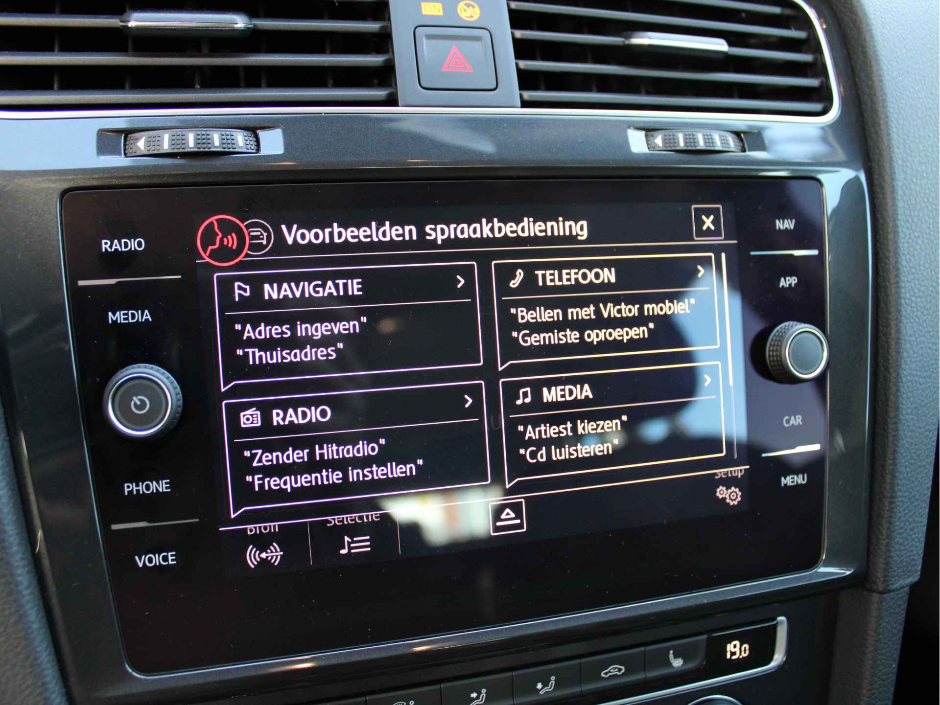 Volkswagen GOLF Variant 1.0 TSI Comfortline Business /NAVI/PDC/Adaptive Cruise/Climate/Sportstoelen/PDC/Massage/Apple carplay/DAB+/Stoelverw./NAP! 1e eig! - 18/47