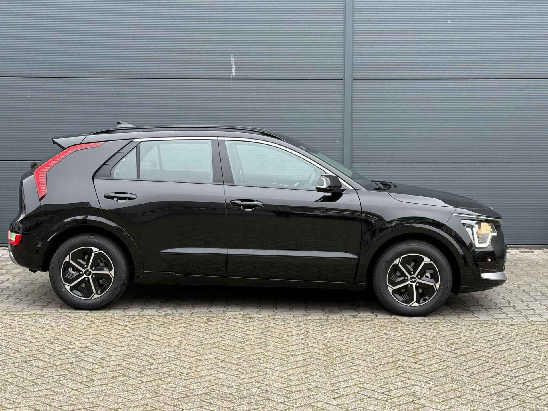 Kia Niro HEV 1.6 GDi Hybrid DynamicLine - 3/14