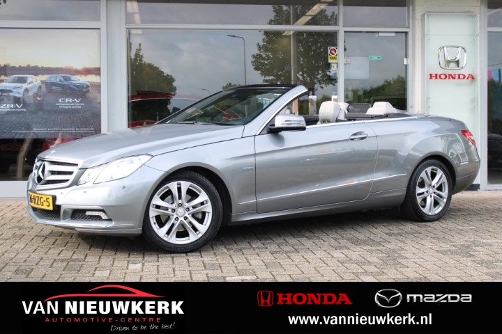 MERCEDES E-Klasse E200CGI CABRIOLET Automaat | Navi | Parkeersensoren