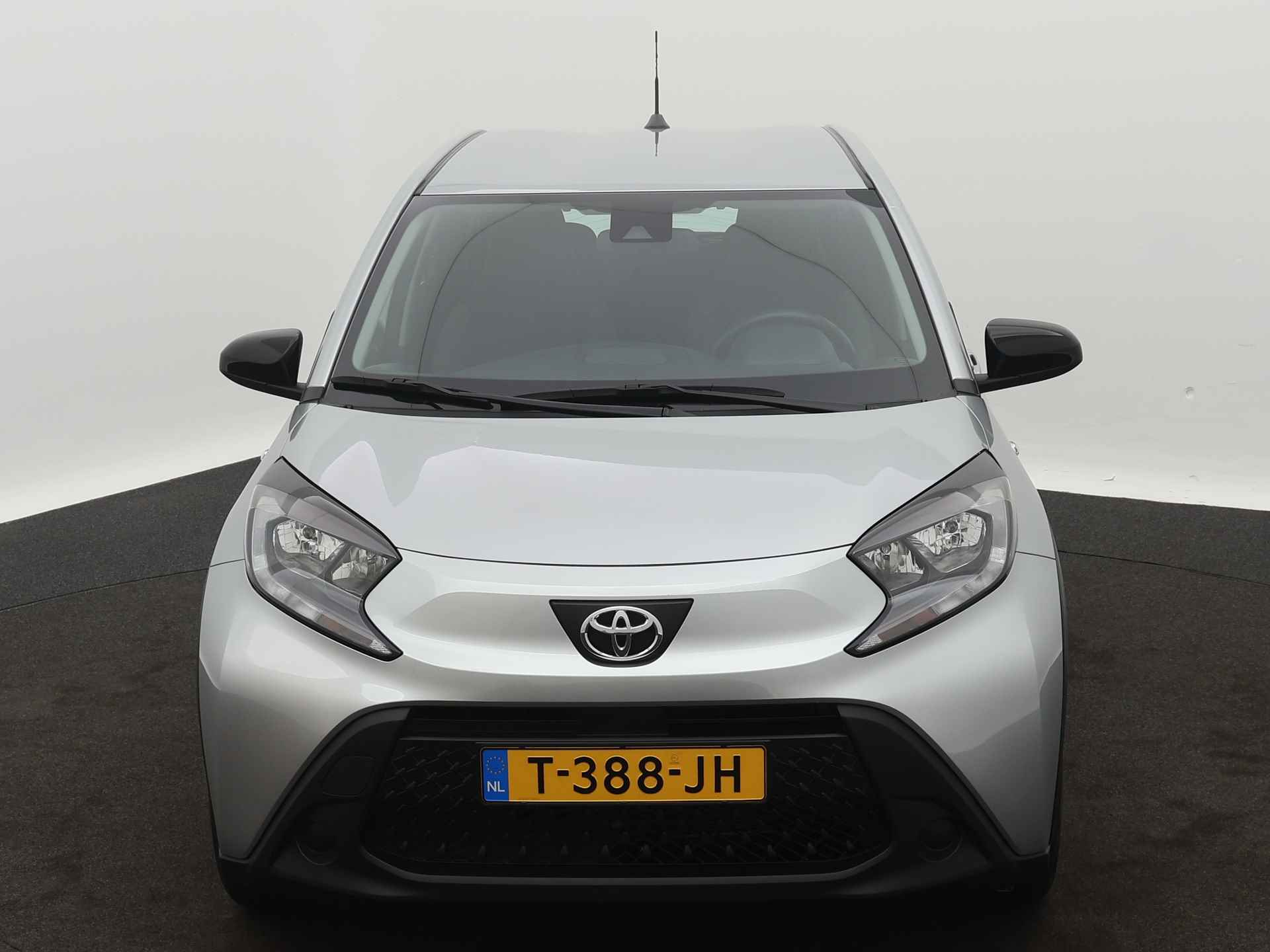 Toyota Aygo X 1.0 VVT-i MT play | Apple Carplay/Android Auto | Achteruirijcamera | - 28/41