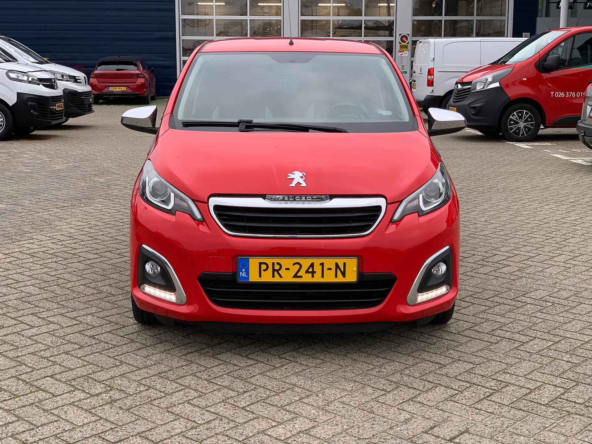 Peugeot 108 1.0 e-VTi Collection | Carplay | Climate | 15'' LMV | Cruise | Net binnen! - 21/24