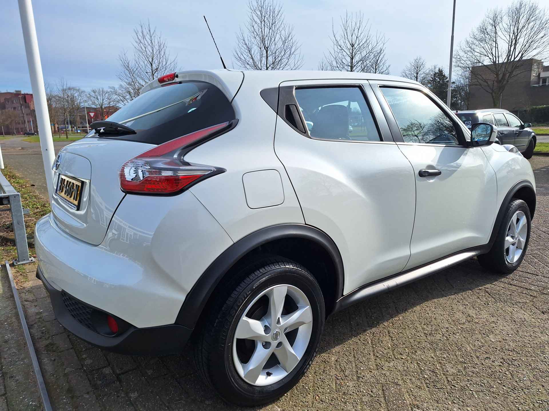 Nissan Juke 1.6 Visia bouwjaar 12-2017 / NEDERLANDSE AUTO - 5/28