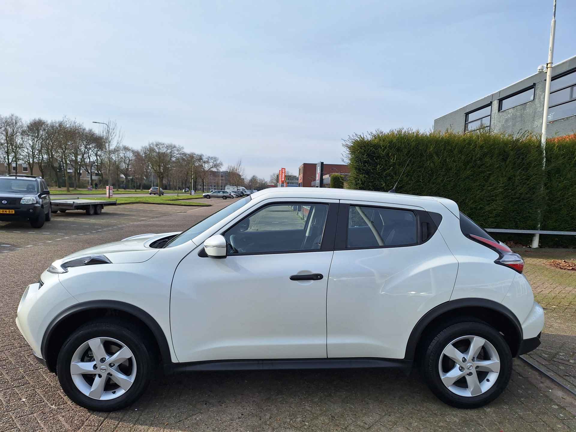 Nissan Juke 1.6 Visia bouwjaar 12-2017 / NEDERLANDSE AUTO - 8/28