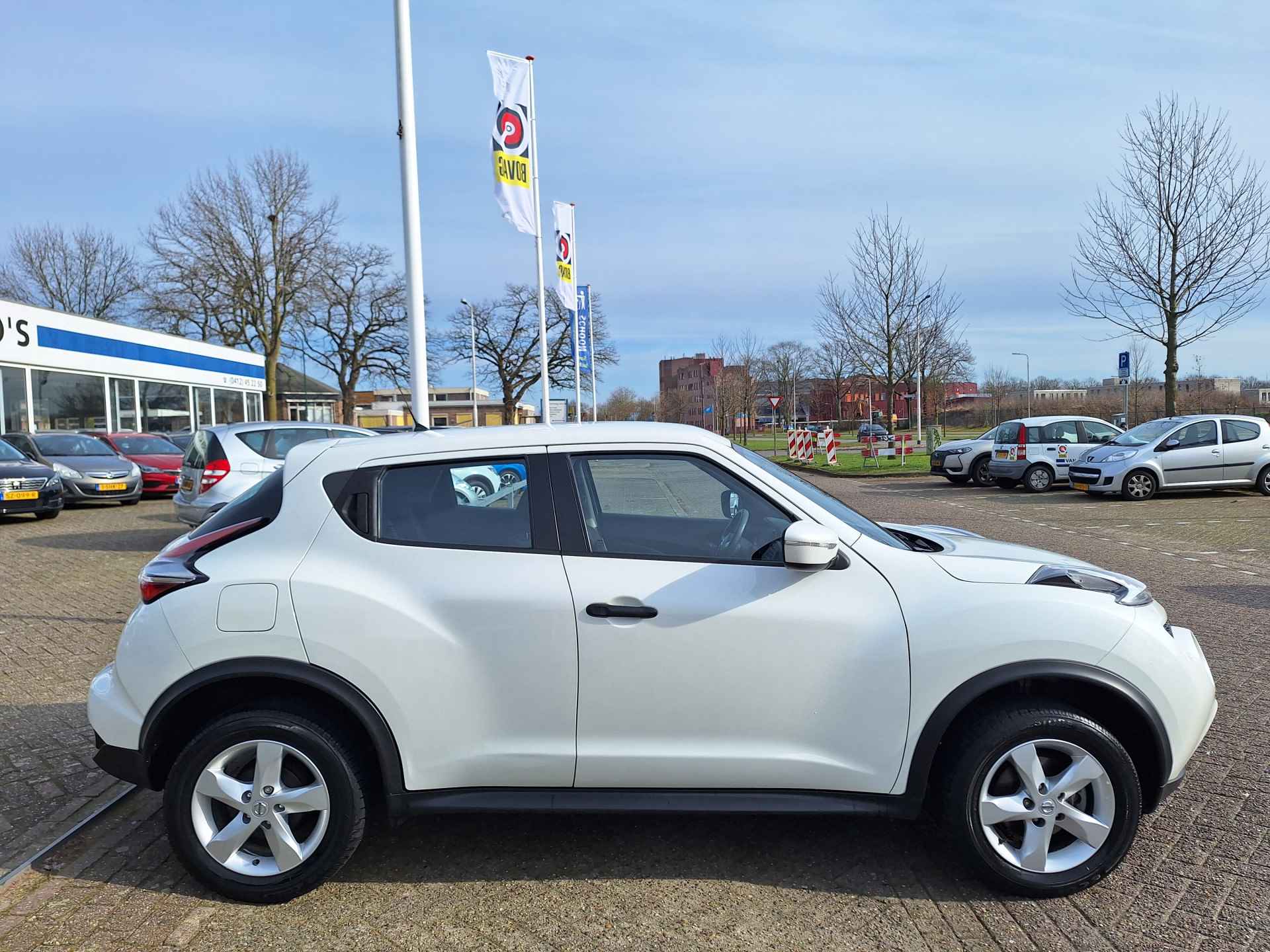 Nissan Juke 1.6 Visia bouwjaar 12-2017 / NEDERLANDSE AUTO - 10/28