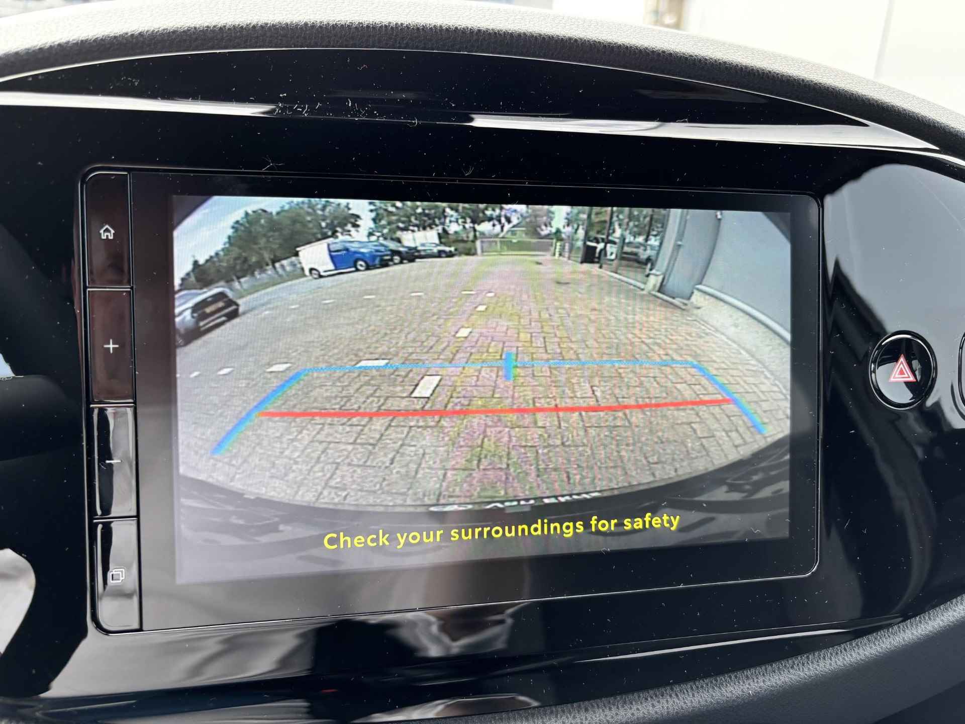 Toyota Aygo X 1.0 VVT-i MT play, Apple carplay, Android auto, Parkeercamera, Snel leverbaar - 18/33