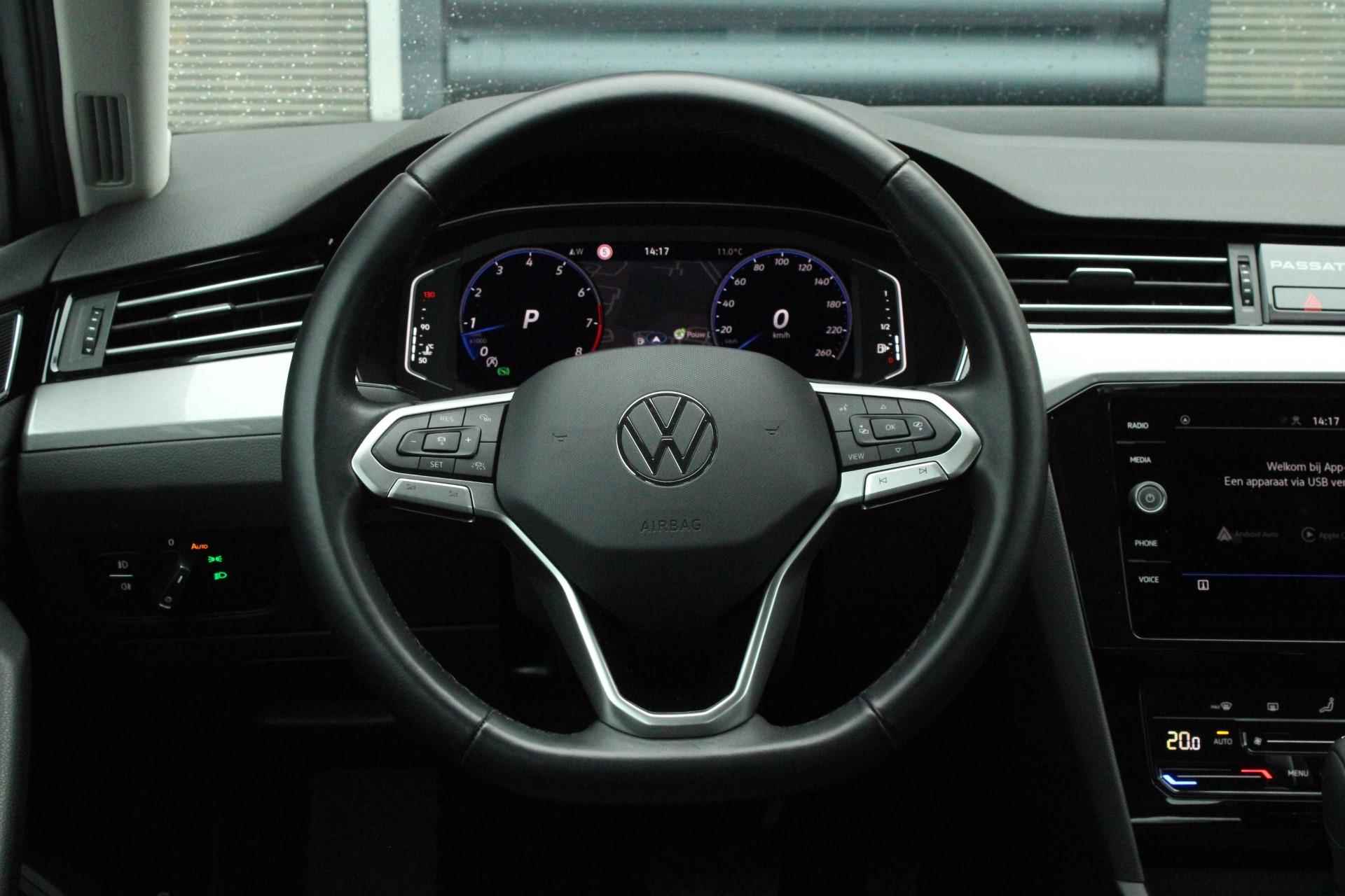 Volkswagen Passat 1.5 TSI 150pk DSG Business | Trekhaak Afneembaar | Digital Cockpit Pro | Navigatie | Apple Carplay/Android Auto - 42/52