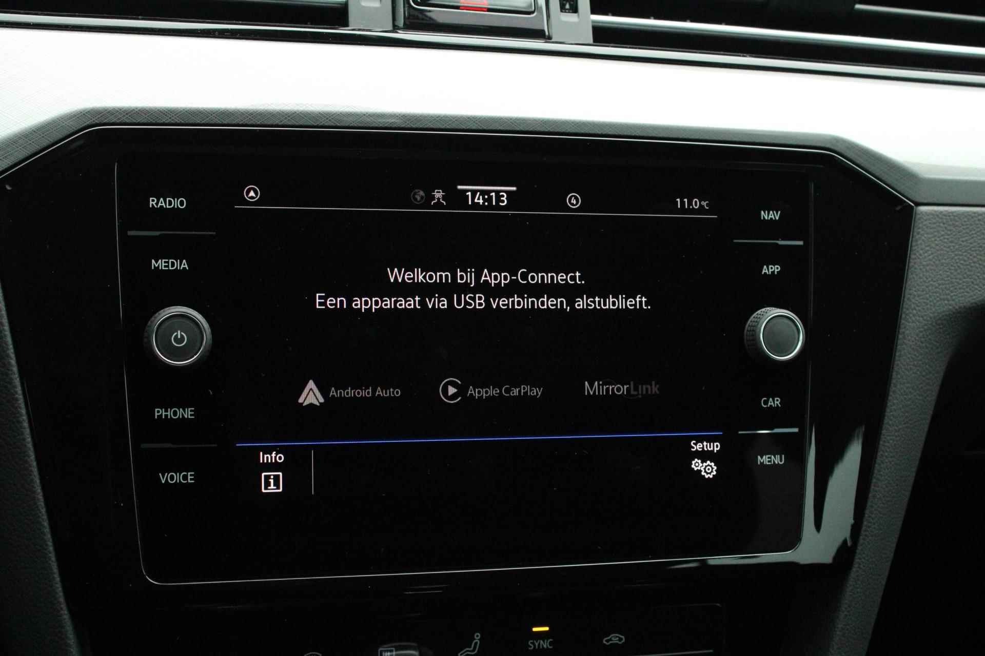 Volkswagen Passat 1.5 TSI 150pk DSG Business | Trekhaak Afneembaar | Digital Cockpit Pro | Navigatie | Apple Carplay/Android Auto - 45/52