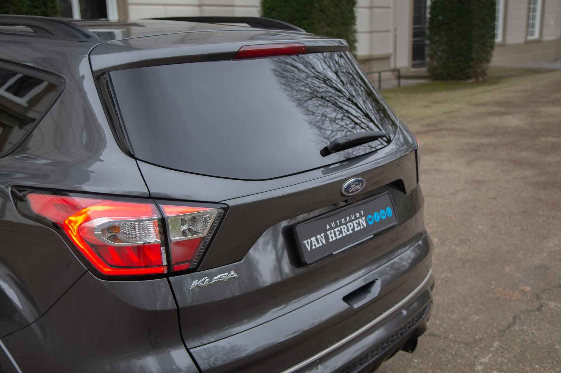 Ford Kuga 1.5 EcoBoost ST Line Trekhaak | Pano | Camera | Sony Sound - 14/53