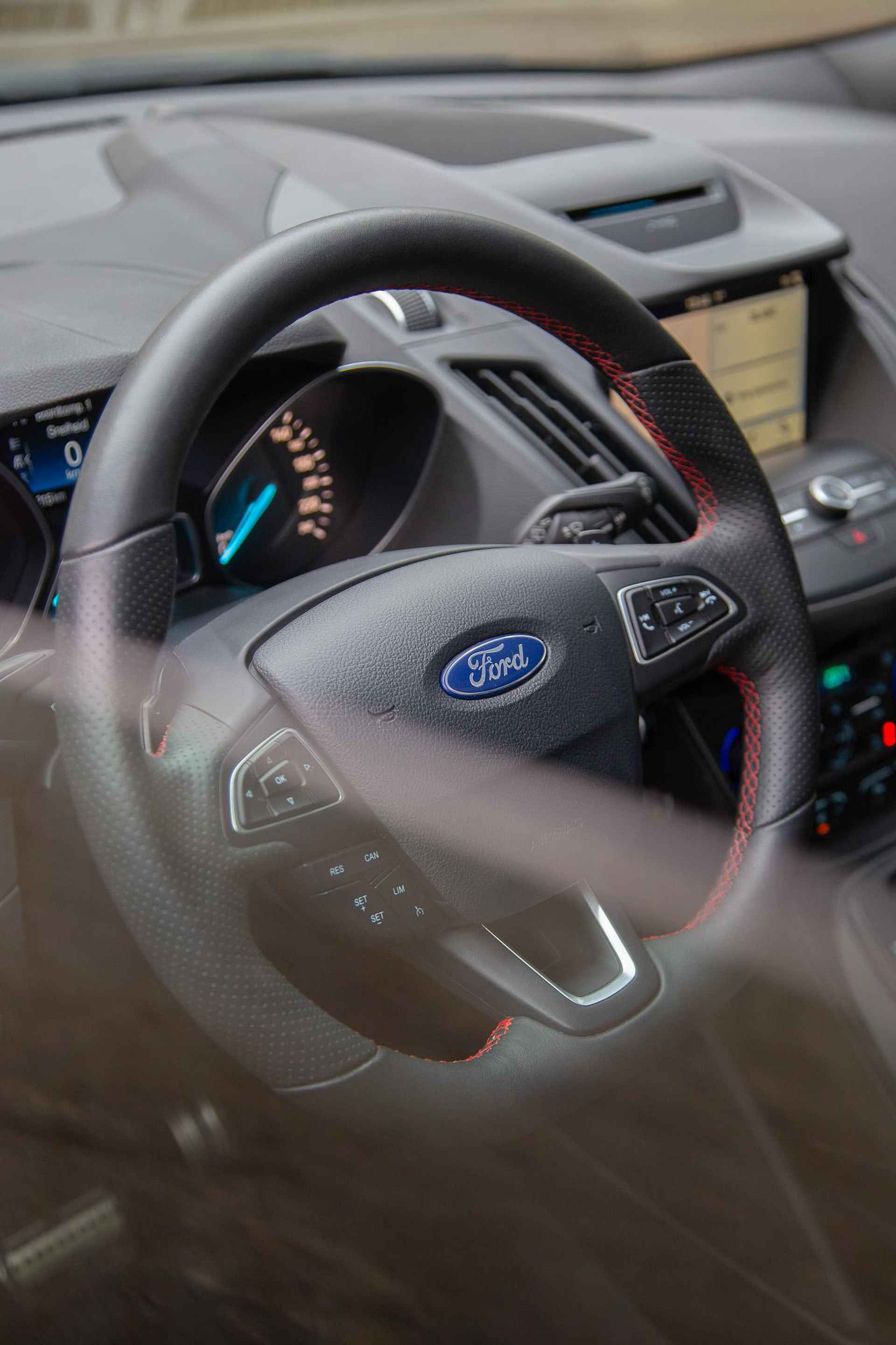 Ford Kuga 1.5 EcoBoost ST Line Trekhaak | Pano | Camera | Sony Sound - 50/53