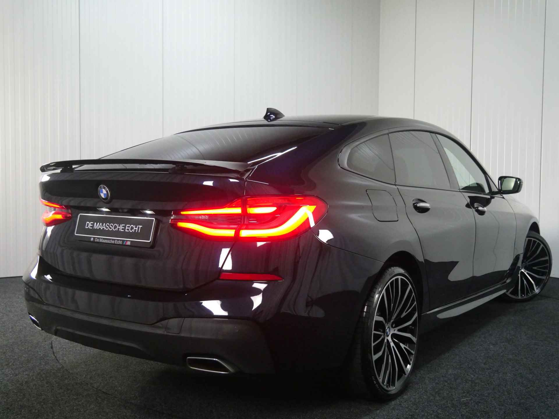 BMW 6 Serie Gran Turismo 630d High Executive M Sport Automaat / Sportstoelen / Achteruitrijcamera / Comfort Access / Navigatie Professional / Stoelverwarming - 21/50