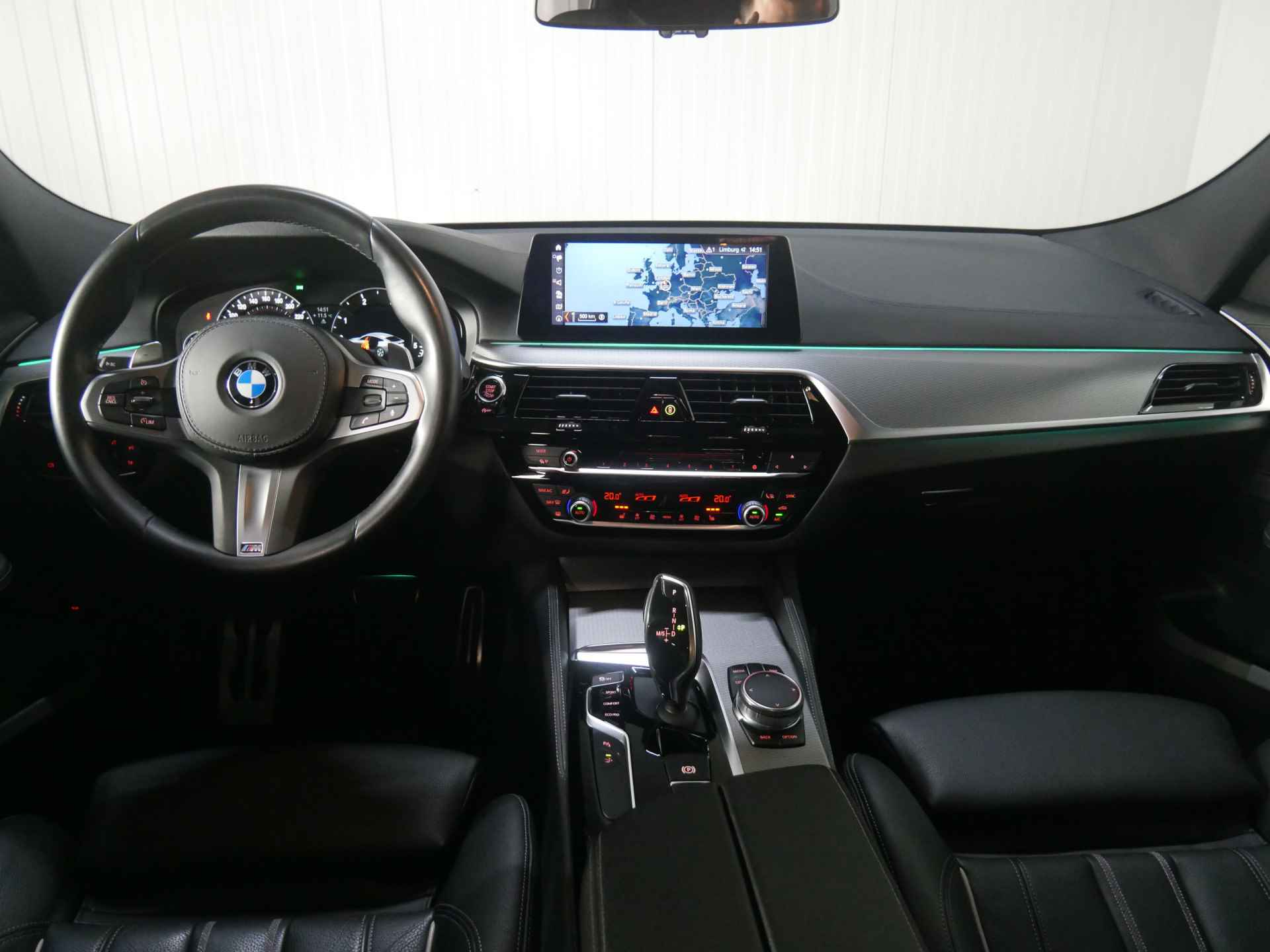 BMW 6 Serie Gran Turismo 630d High Executive M Sport Automaat / Sportstoelen / Achteruitrijcamera / Comfort Access / Navigatie Professional / Stoelverwarming - 22/50