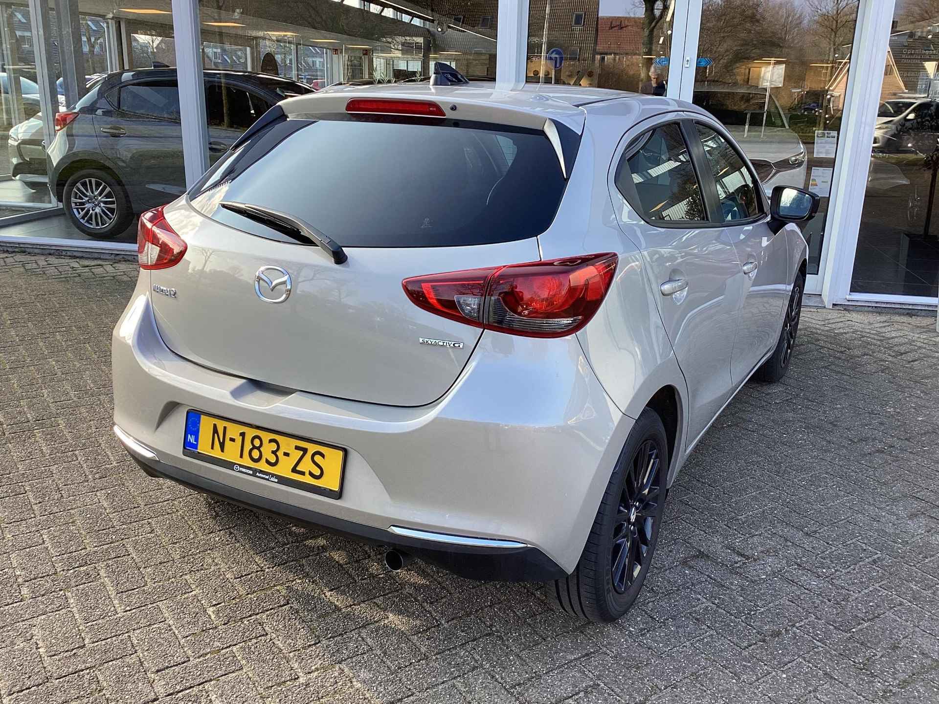 Mazda 2 1.5 Skyactiv-G Sportive l 1e Eigenaar l Navigatie l Dealer onderhouden - 6/31