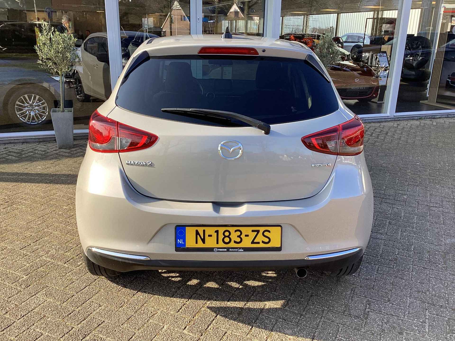 Mazda 2 1.5 Skyactiv-G Sportive l 1e Eigenaar l Navigatie l Dealer onderhouden - 7/31