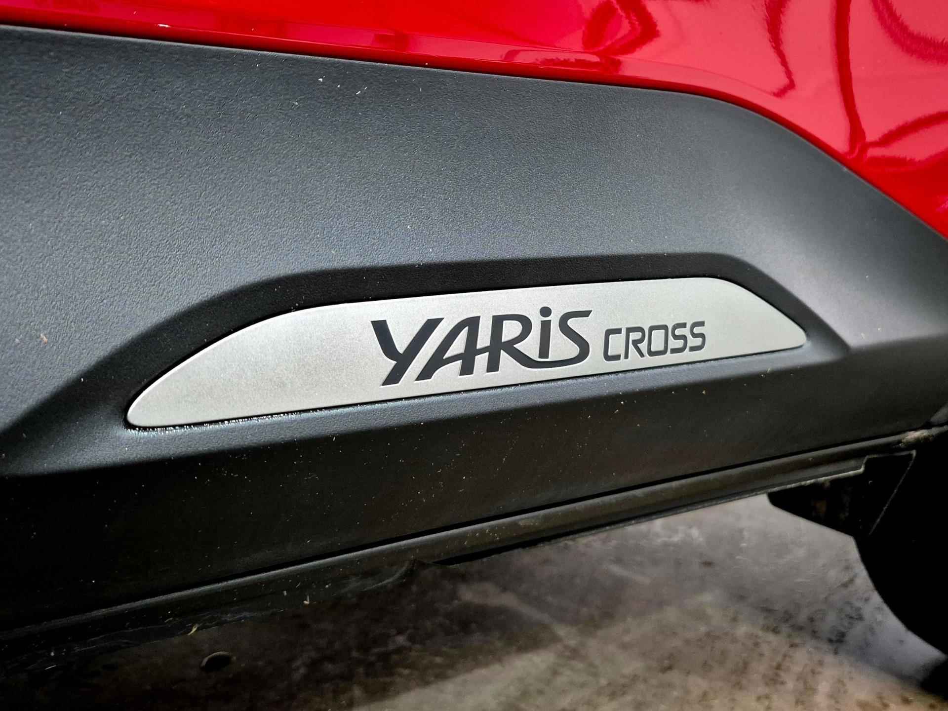 Toyota Yaris Cross 1.5 Hybrid Comfort + Dealer OH|LED|Keyless|Adaptive cruise|Apple/Android|Clima|DAB|Bluetooth|Stoelverw.|17"LMV| - 11/36