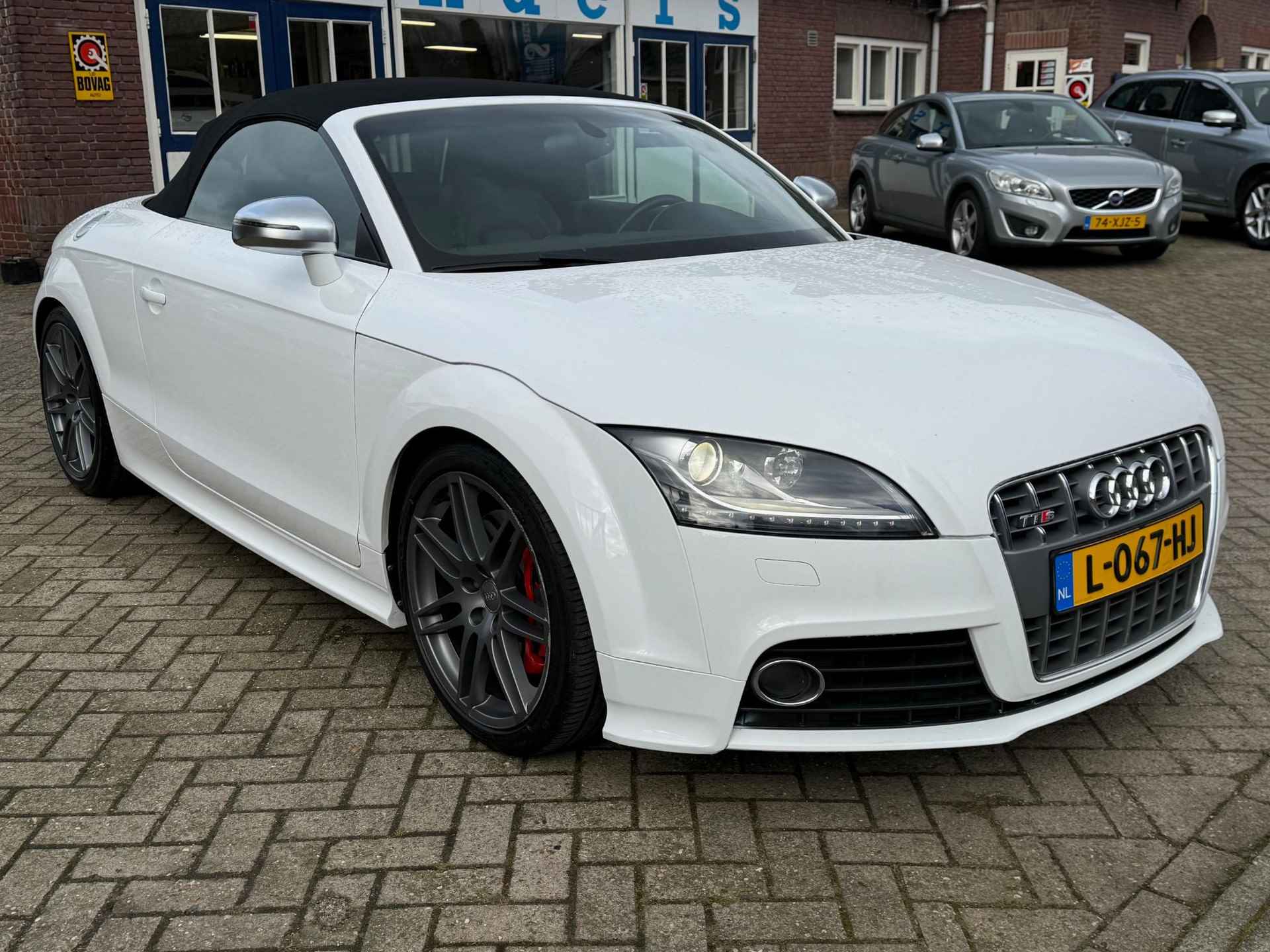 Audi TT Roadster 2.0 T TTS - 10/24