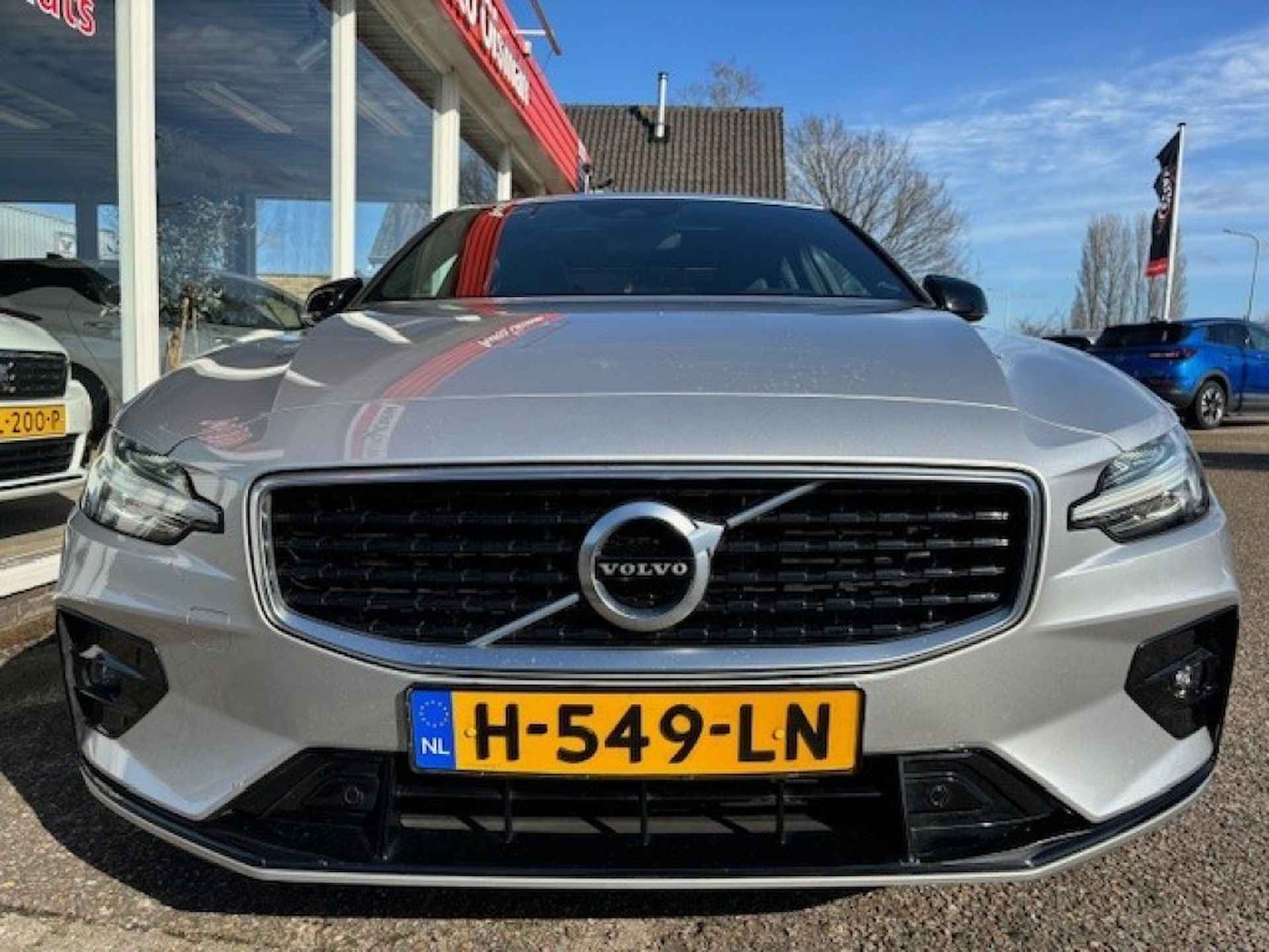 VOLVO S60 2.0 T4 R-Design, Leer, Panodak, DAB - 43/43