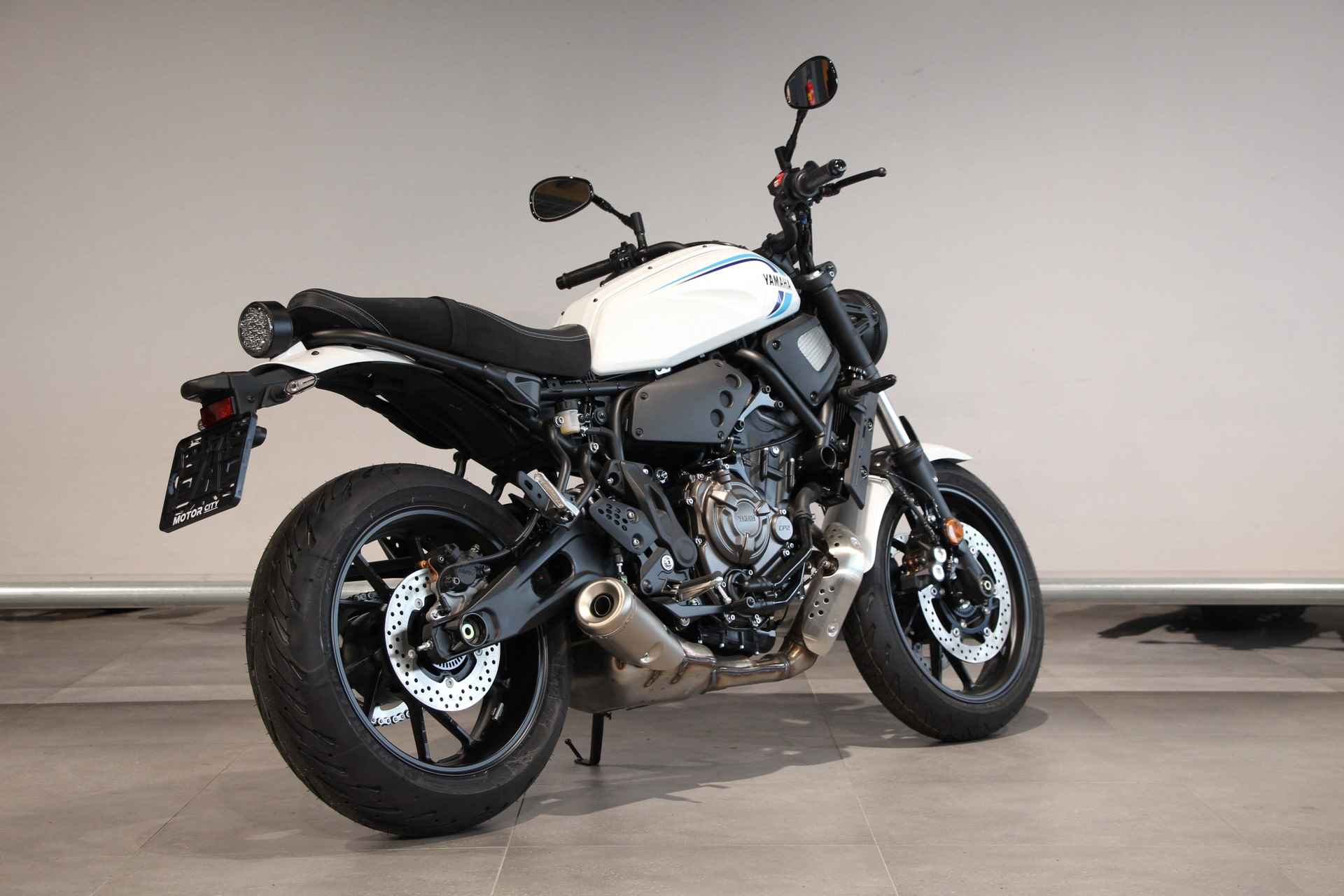 Yamaha XSR 700 ABS - 8/14