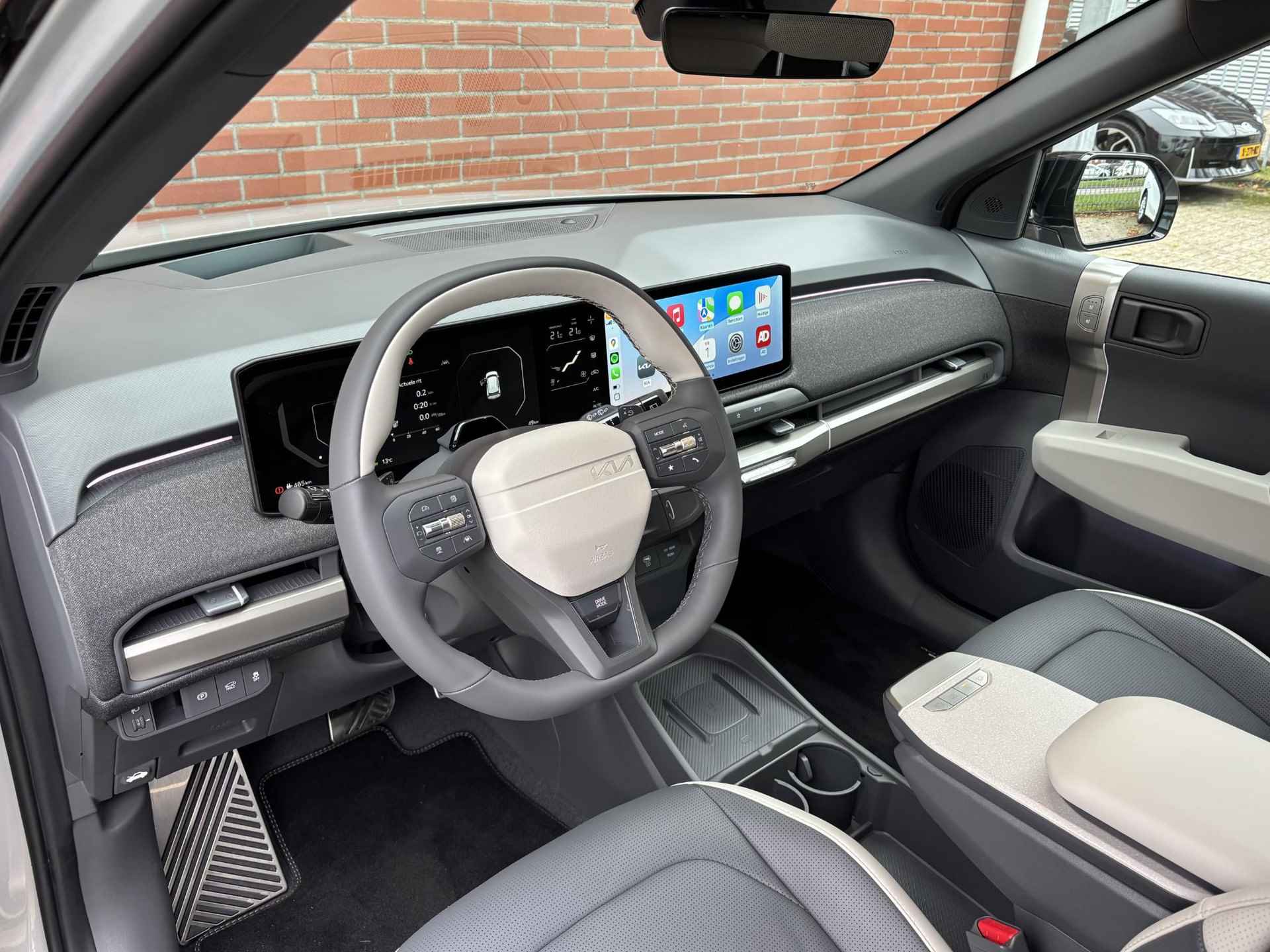 Kia EV3 GT-PlusLine 81.4 kWh | Glazen schuif-/kanteldak | Harman Kardon soundsystem | Head-up display | 360°-camera | Elektrisch verstelbare voorstoelen - 3/39