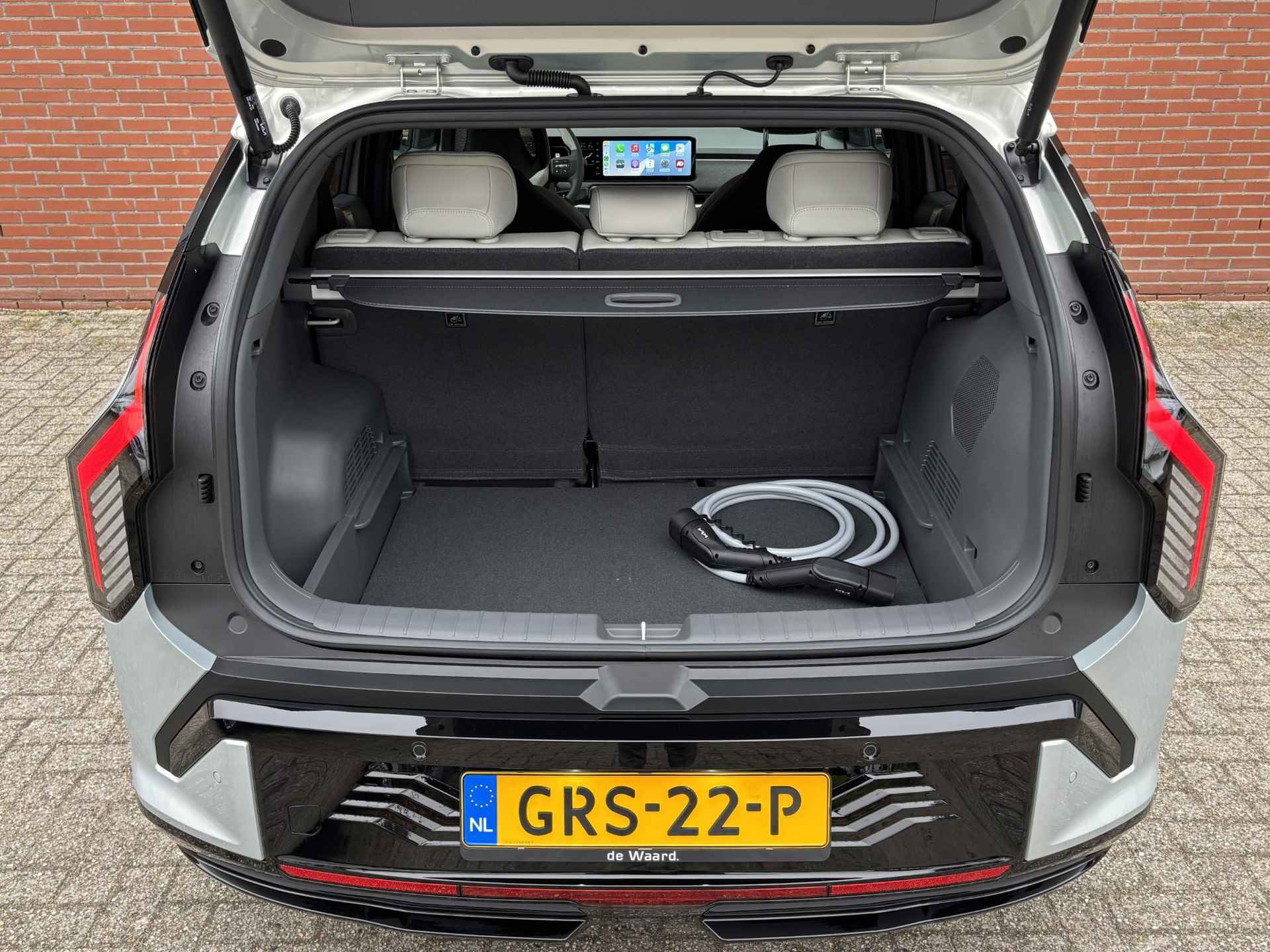 Kia EV3 GT-PlusLine 81.4 kWh | Glazen schuif-/kanteldak | Harman Kardon soundsystem | Head-up display | 360°-camera | Elektrisch verstelbare voorstoelen - 15/39