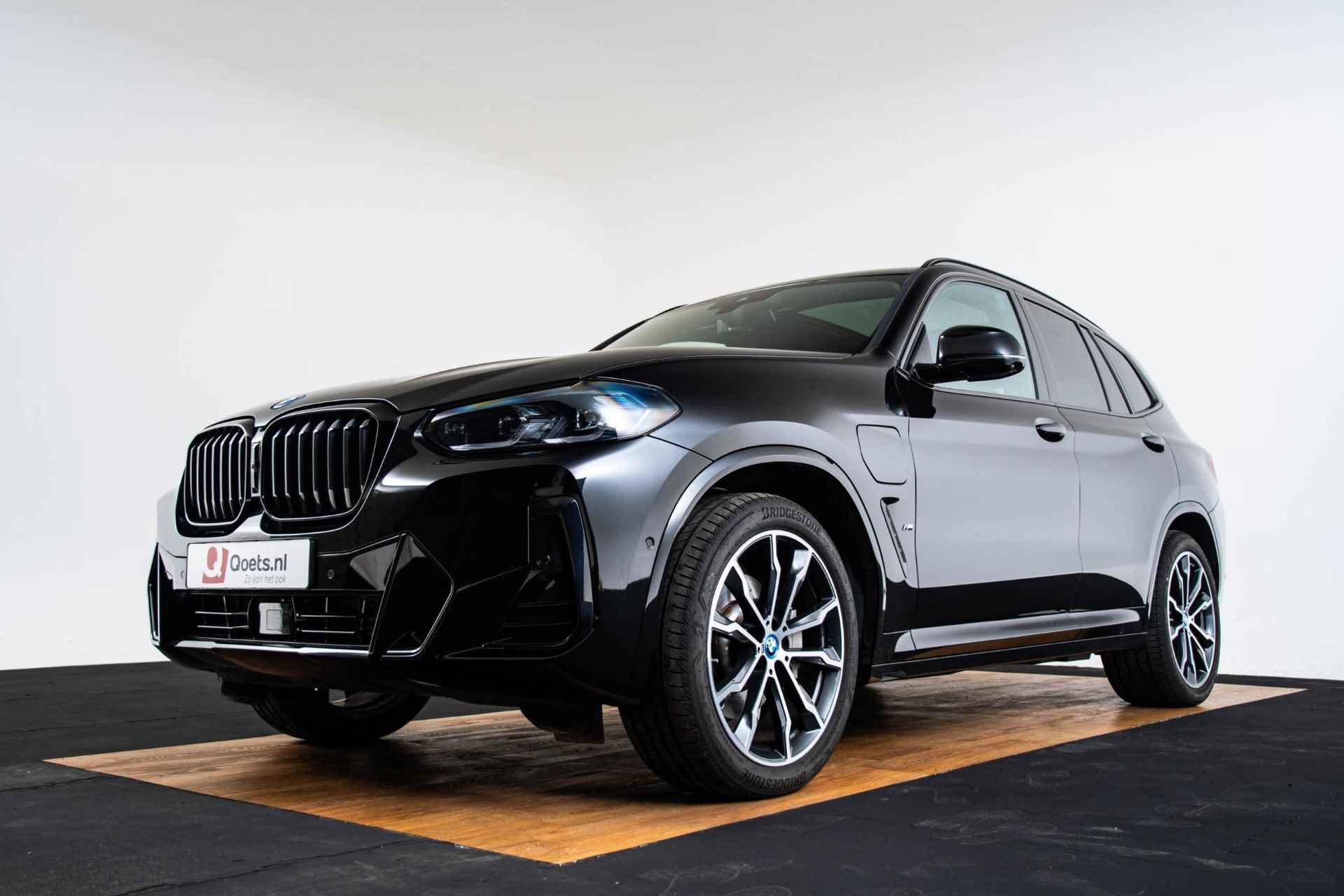 BMW X3 xDrive30e High Executive M sport - Panoramadak - Elektrisch verstelbare/verwarmde voorstoelen - Driving/Parking Assistant - Head up - Harman Kardon - Comfort Access - geluiddempende ruiten - - 37/70