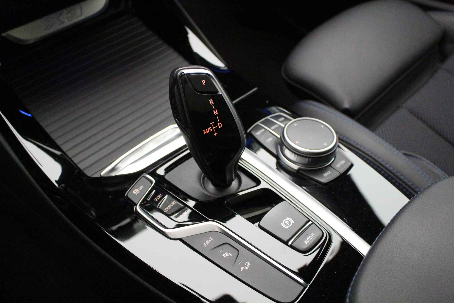 BMW X3 xDrive30e M-Sport | Panorama | Camera | Active Cruise Control  | 2 jaar BMW Garantie - 9/22