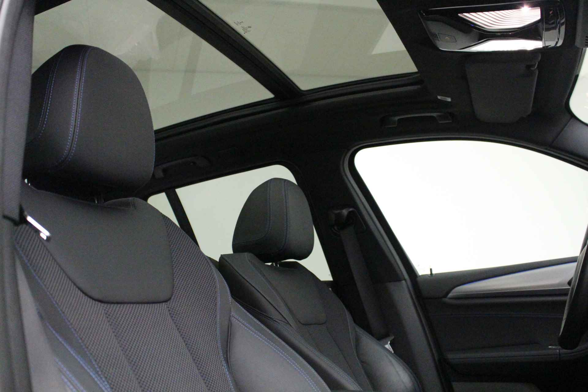 BMW X3 xDrive30e M-Sport | Panorama | Camera | Active Cruise Control  | 2 jaar BMW Garantie - 16/22