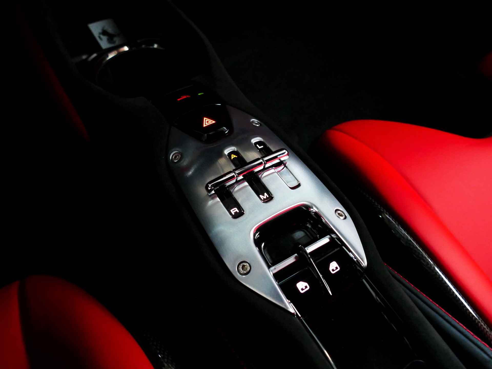 Ferrari SF90 Stradale 4.0 V8 1000 PK PHEV CARBON SEATS/STUUR LIFT CARPLAY AFS CAMERA - 15/72