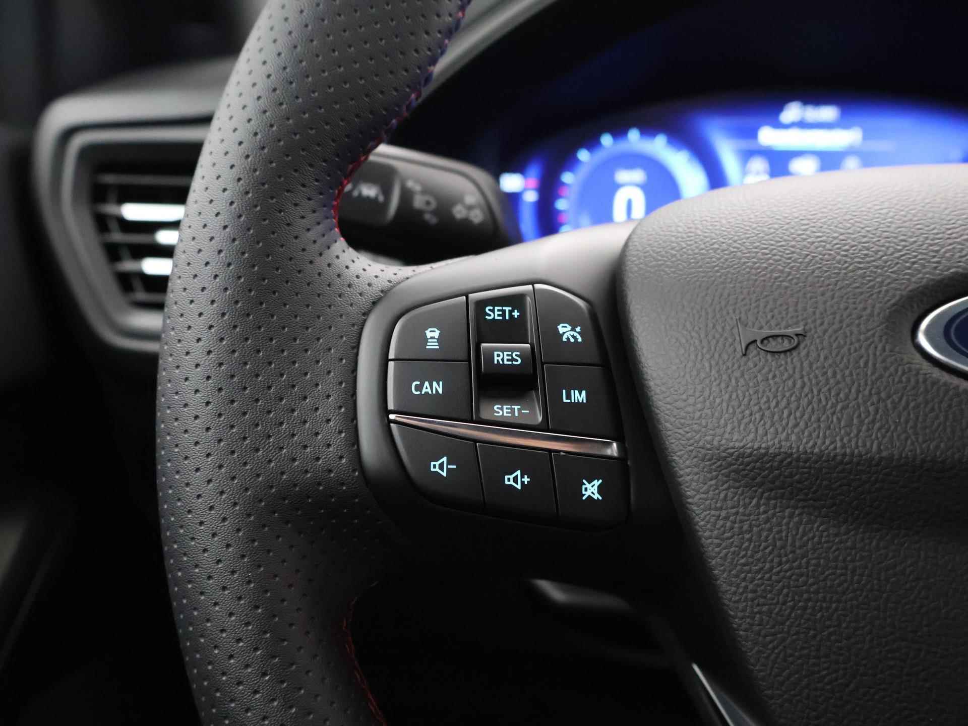 Ford Focus Wagon 1.0 EcoBoost Hybrid ST Line X | Winterpack | B&O Premium Audio | Adapt. Cruise Control | Elekt. Achterklep | - 29/40