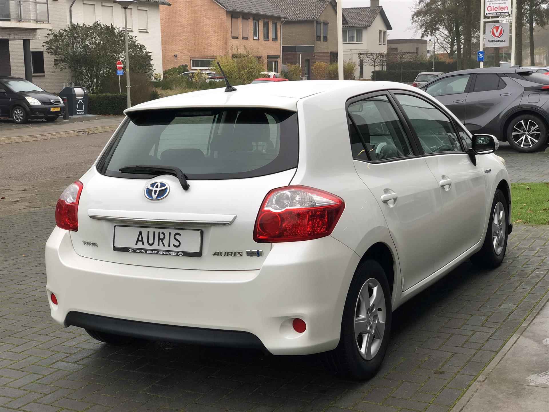 Toyota Auris 1.8 Full Hybrid Aspiration | Eerste eigenaar, Cruise control, Climate control, Lichtmetalen velgen, Radio/CD-Speler - 7/25