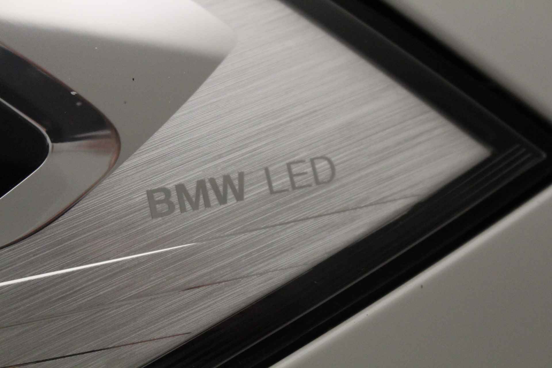 BMW X2 sDrive20i High Executive M-Sport | Leder | Harman Kardon | Zomer 19" en winterset  | 2 jaar BMW Garantie - 6/32
