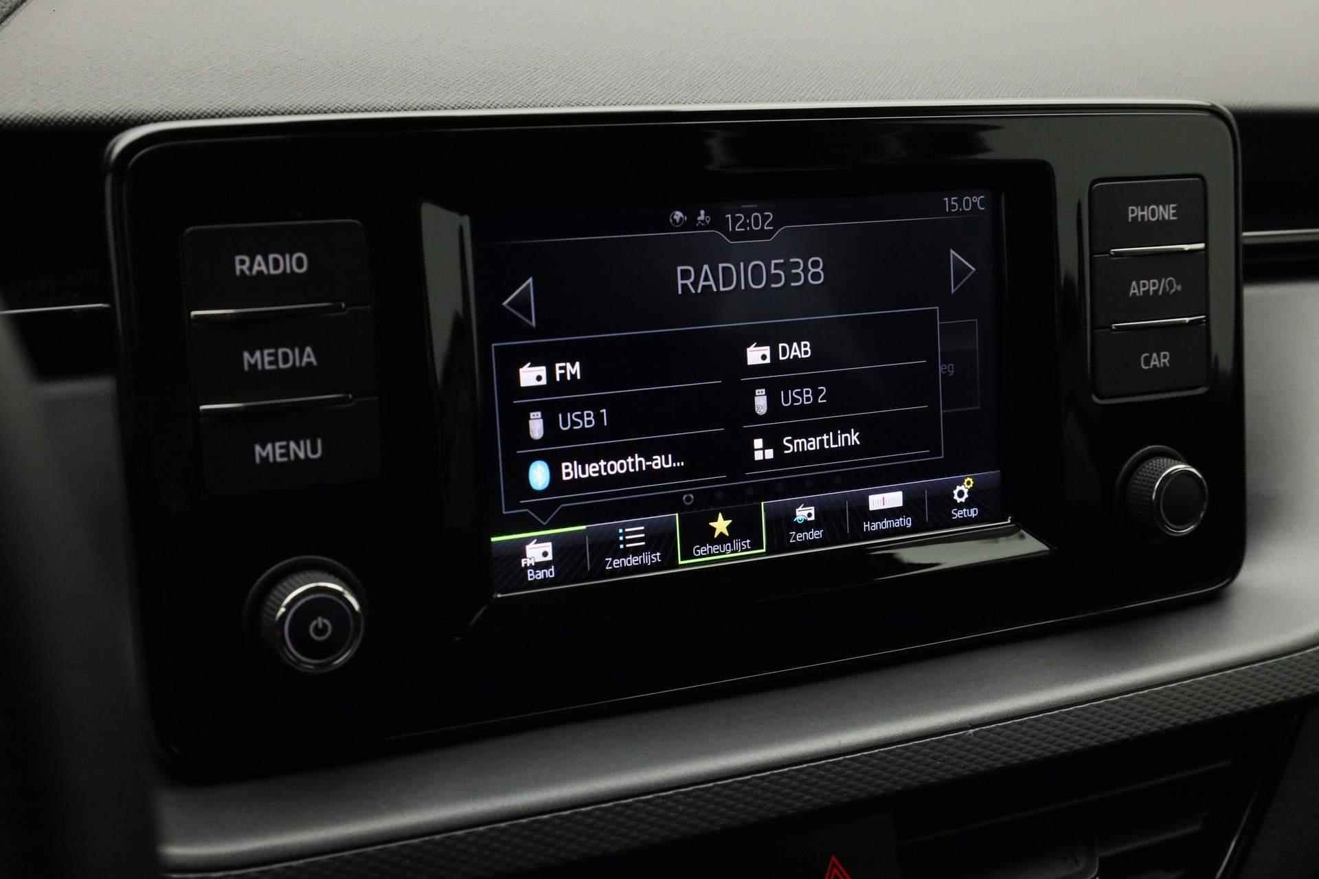 Skoda Kamiq 1.0 TSI 110PK Ambition | Cruise | Airco | 16 inch | Apple Carplay / Android Auto | DAB - 24/35